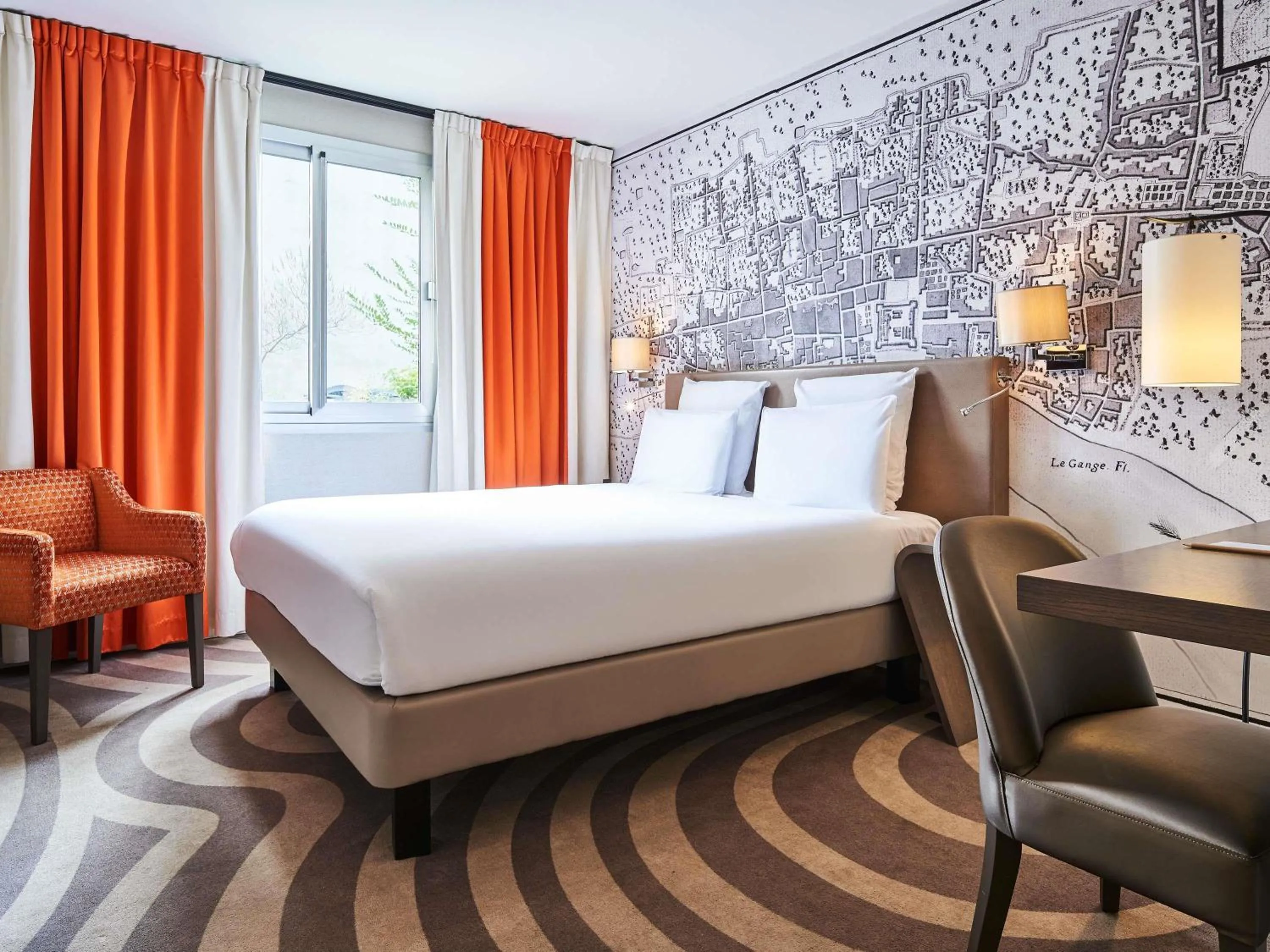 Bedroom, Bed in Mercure Tour Eiffel Grenelle
