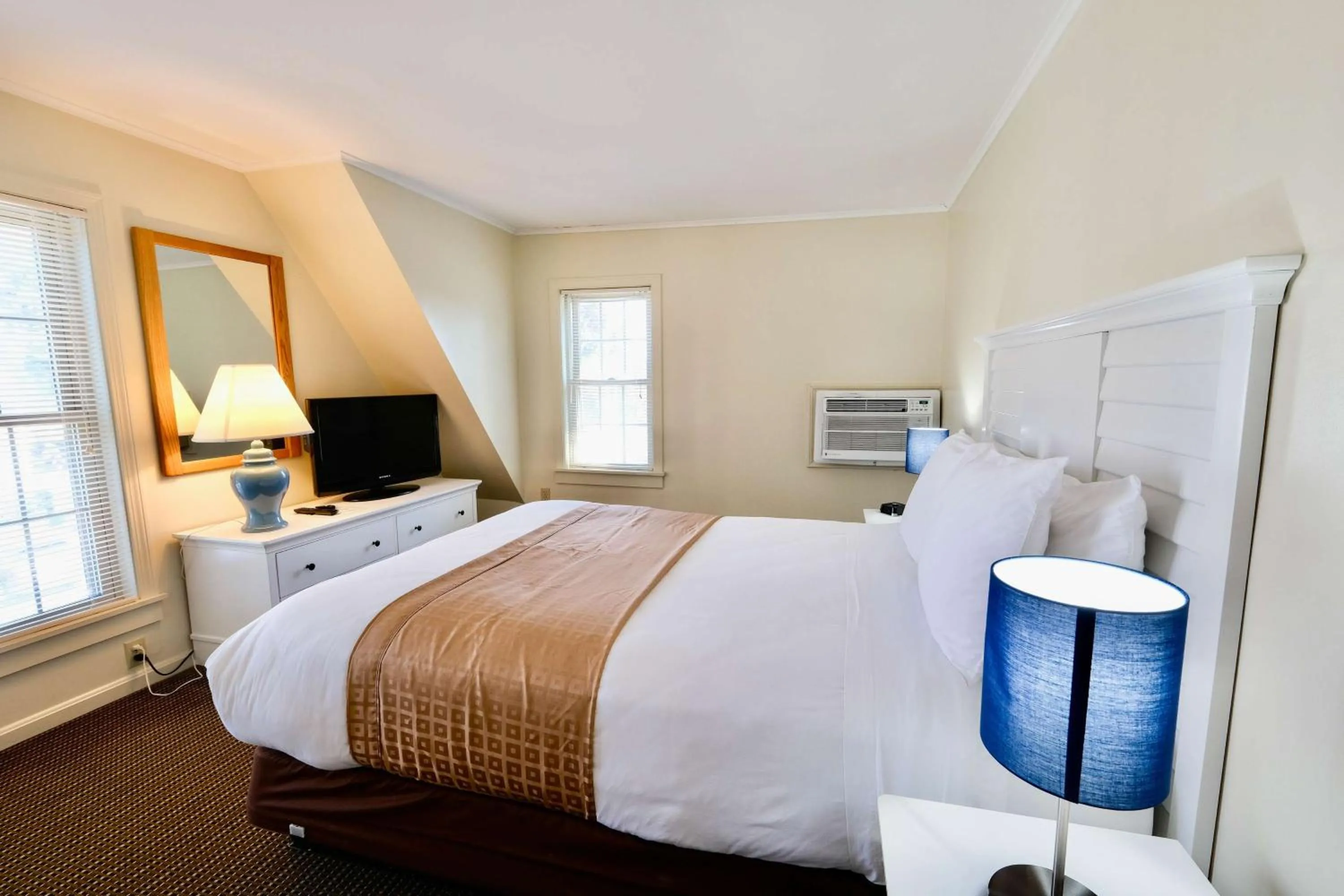 Bedroom, Bed in Seacastles Resort
