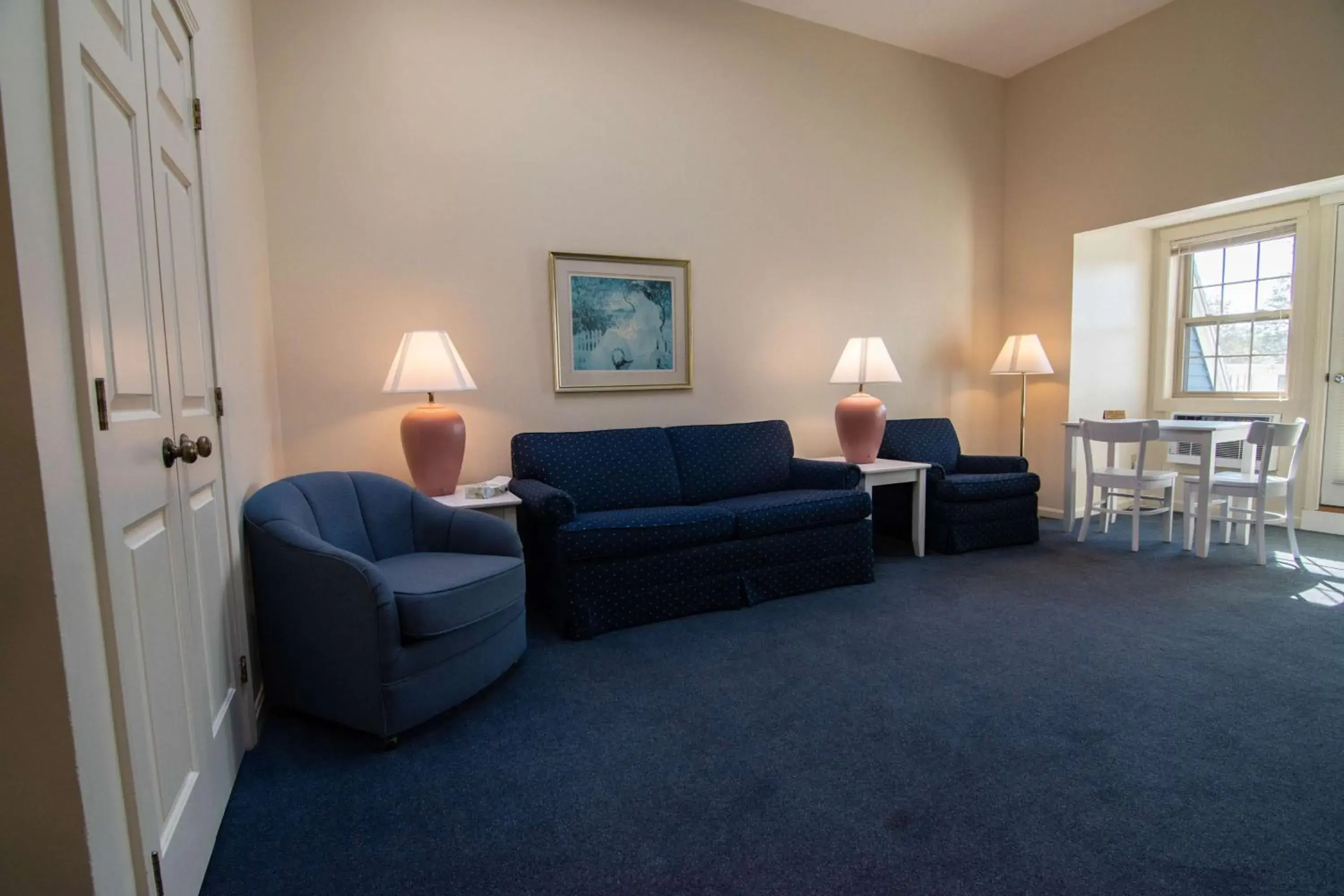 Suite with Balcony in Seacastles Resort Suite with Balcony in Seacastles Resort