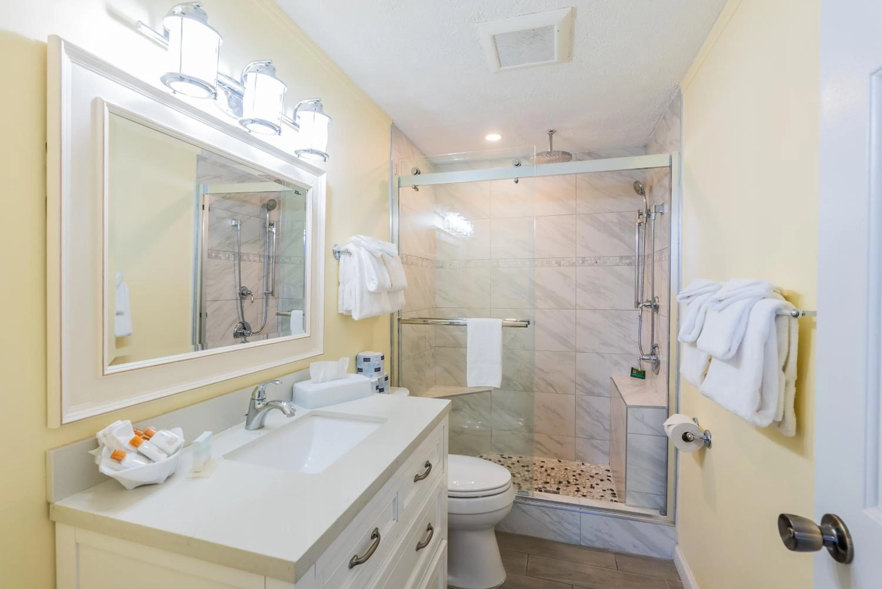 Bathroom in Seacastles Resort