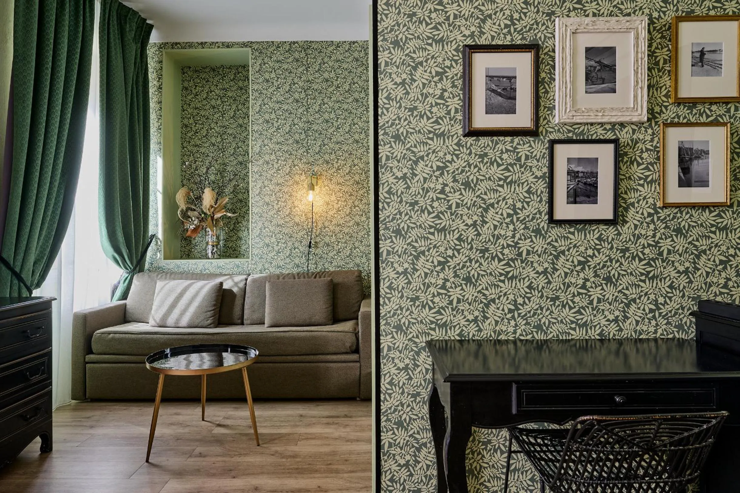 Bedroom in Hotel Le Grimaldi by Happyculture