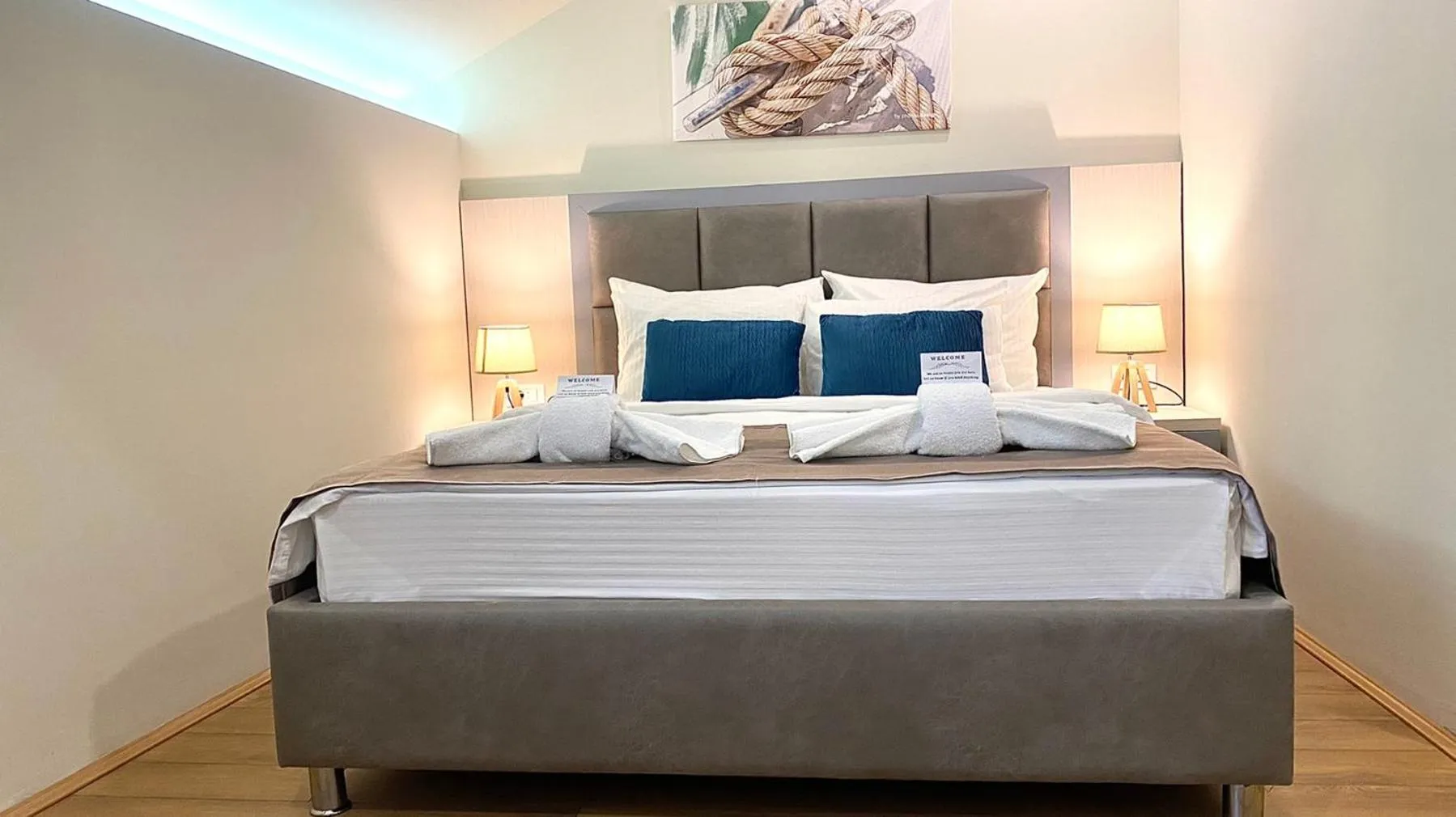 Staff, Bed in Hotel Olimpija plus