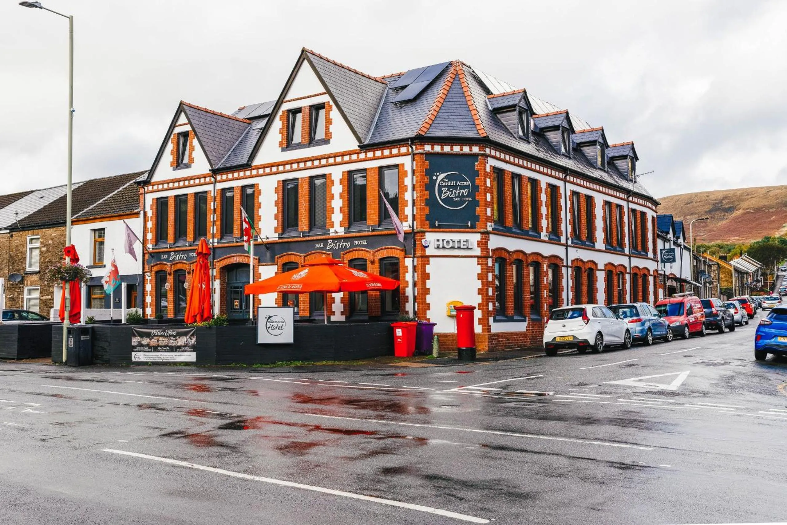 Property building in Cardiff Arms Bistro & Hotel