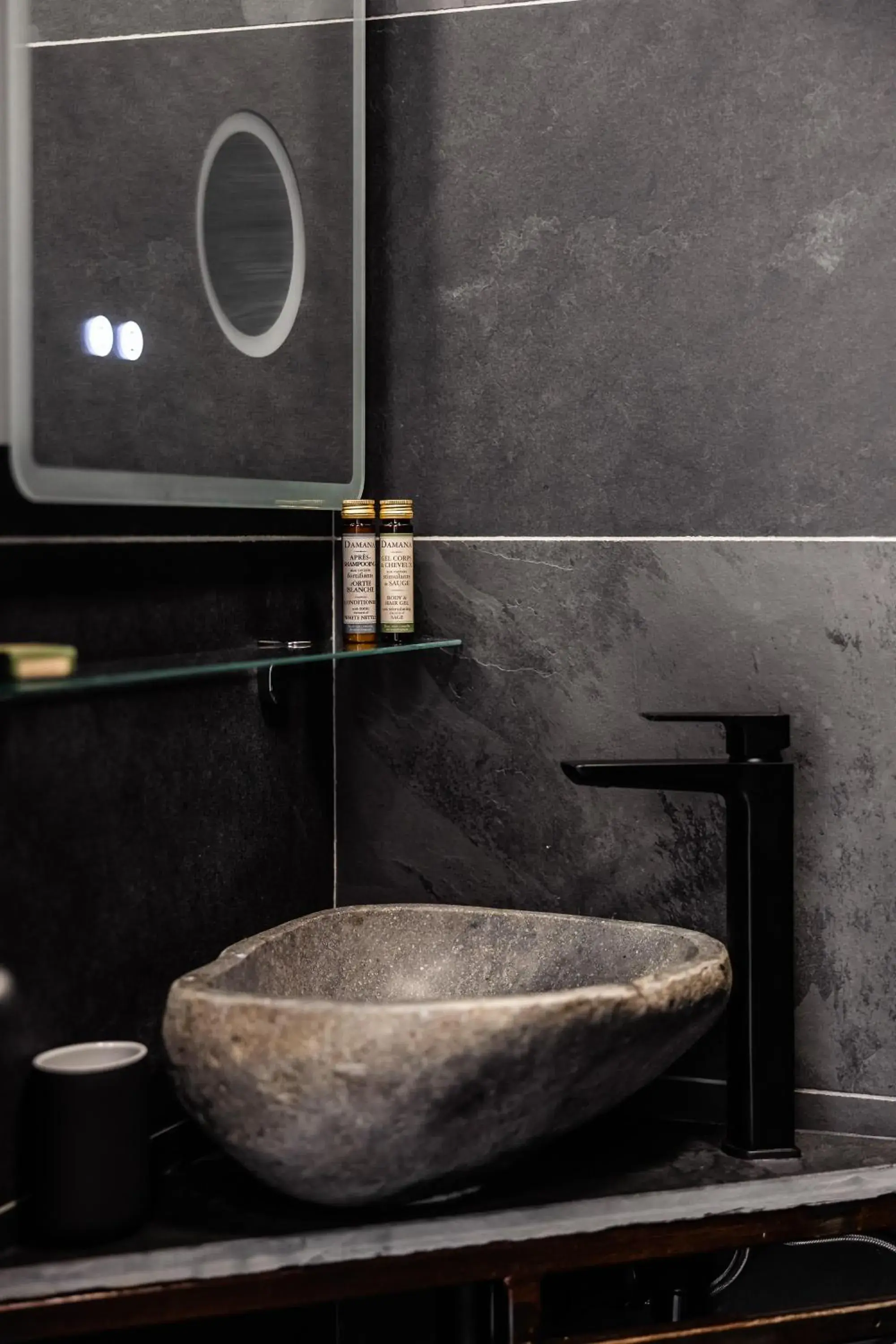 Standard Triple Room in Cardiff Arms Bistro & Hotel Standard Triple Room in Cardiff Arms Bistro & Hotel