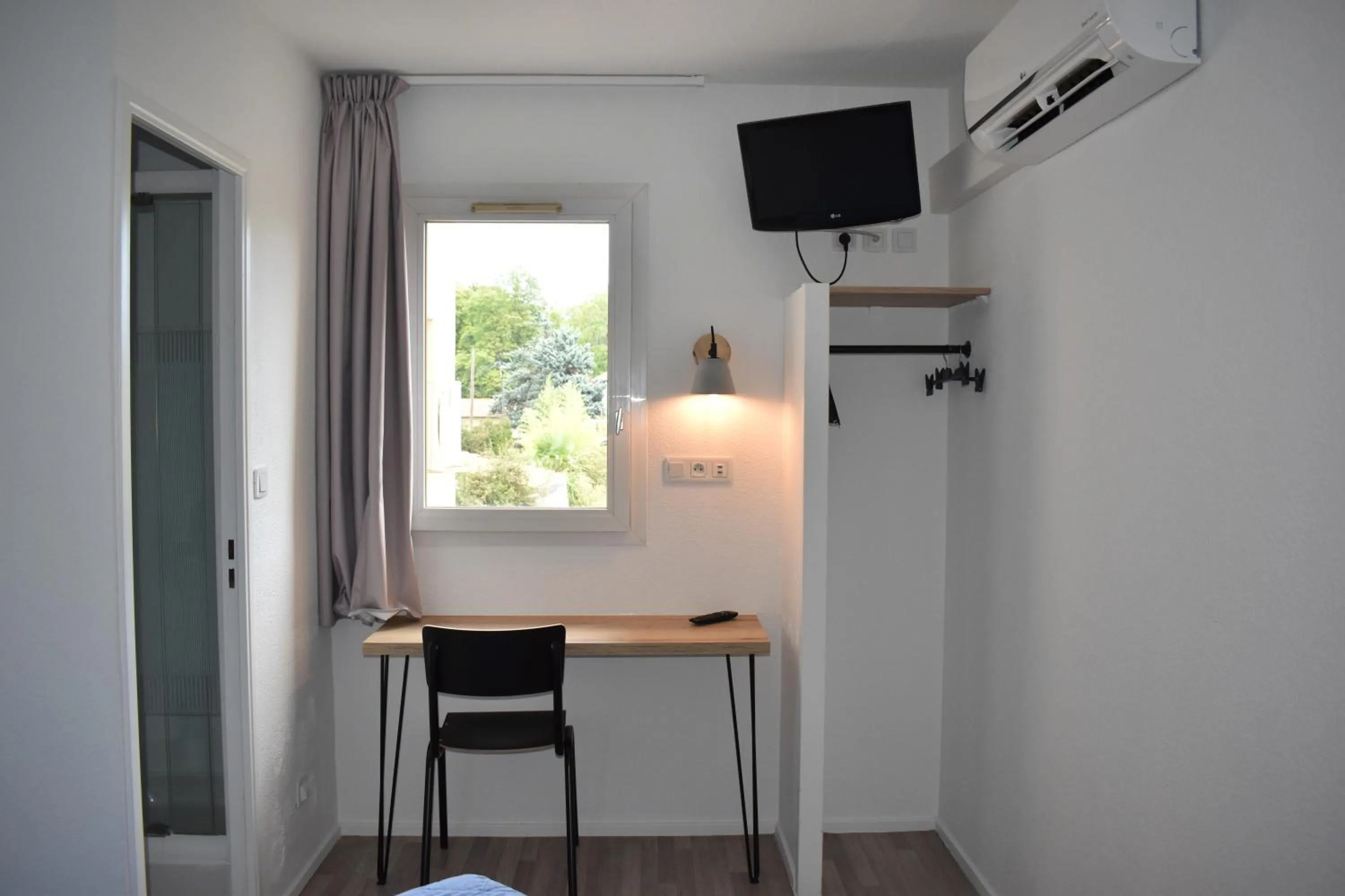 Seating area in Cat'Hotel