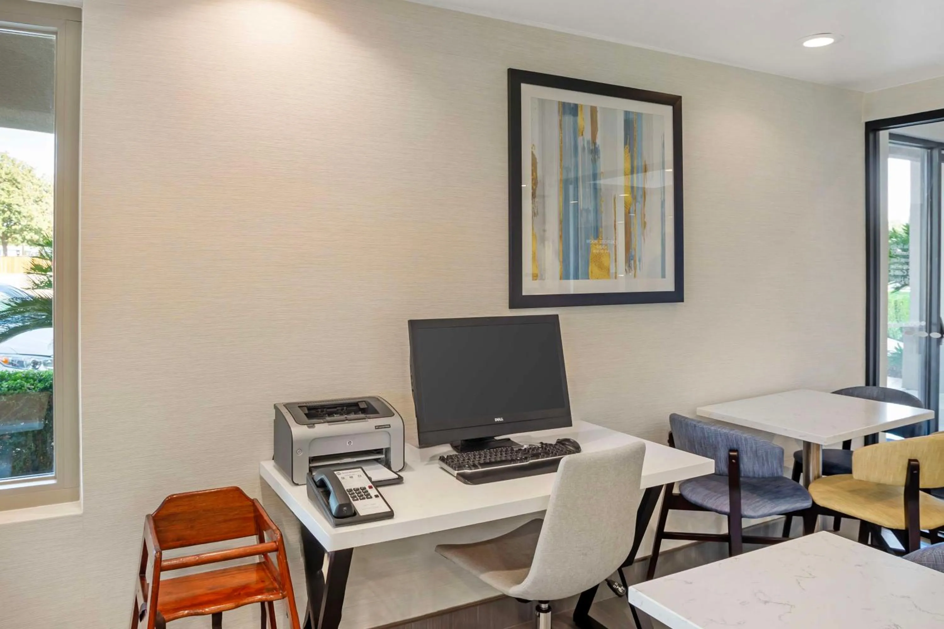 Business facilities in Best Western Exeter Inn & Suites