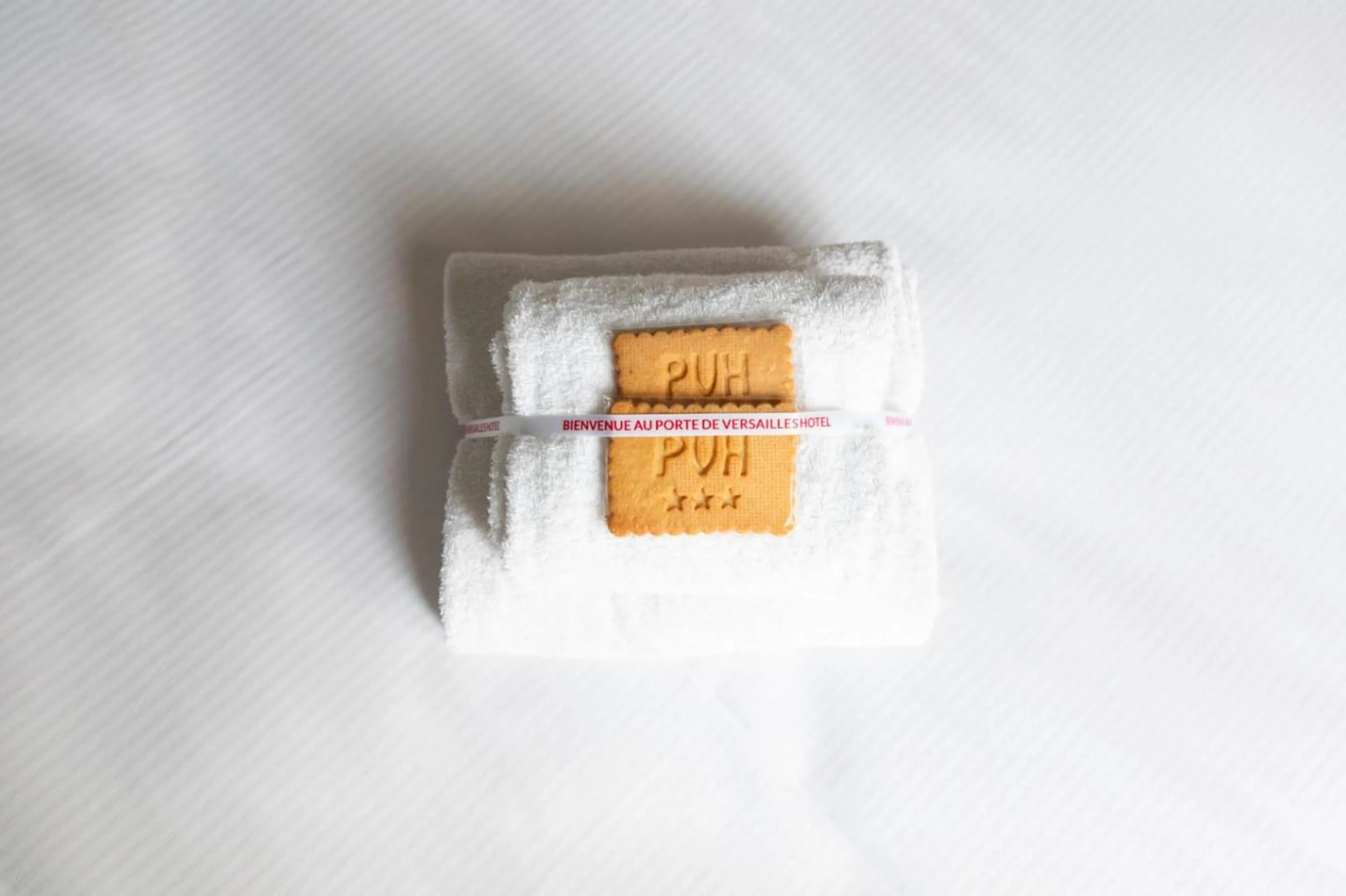 towels in Porte de Versailles Hotel