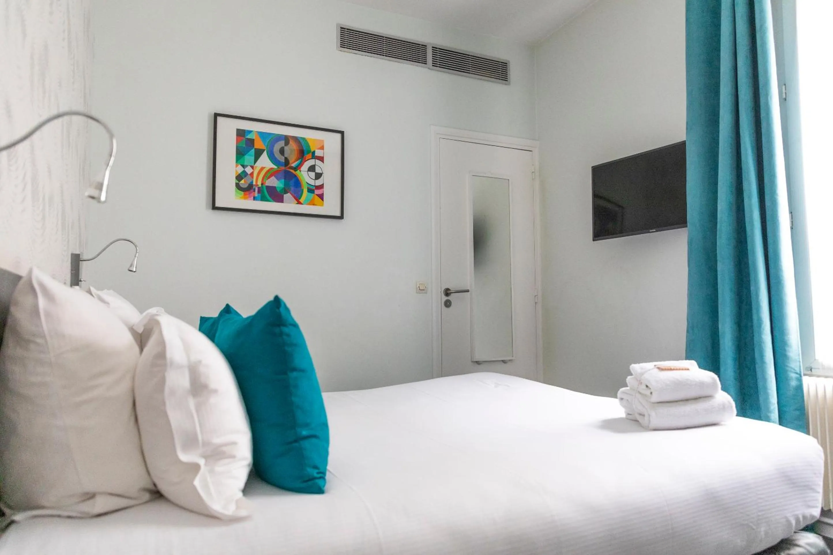 Bed in Porte de Versailles Hotel