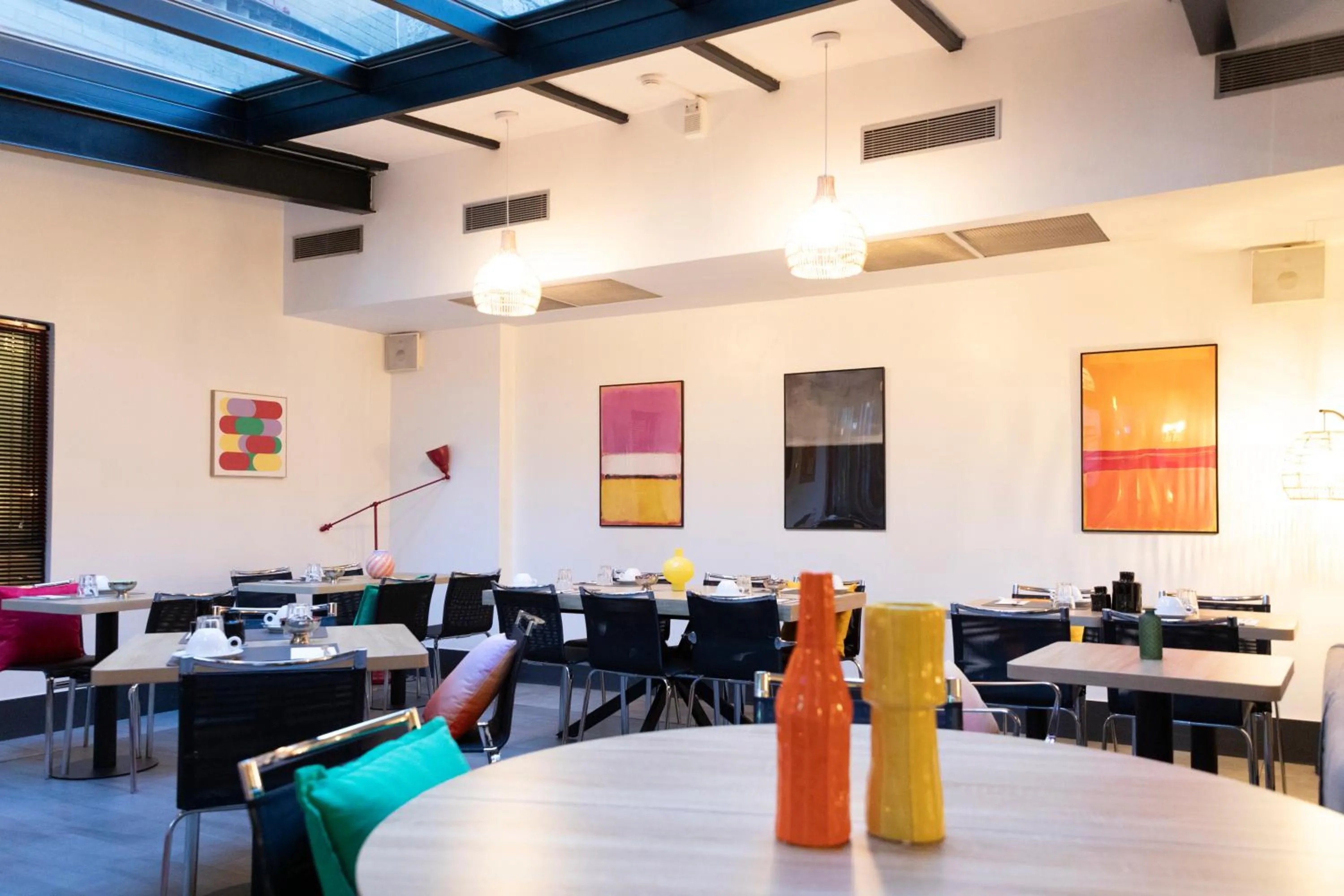 Breakfast in Porte de Versailles Hotel