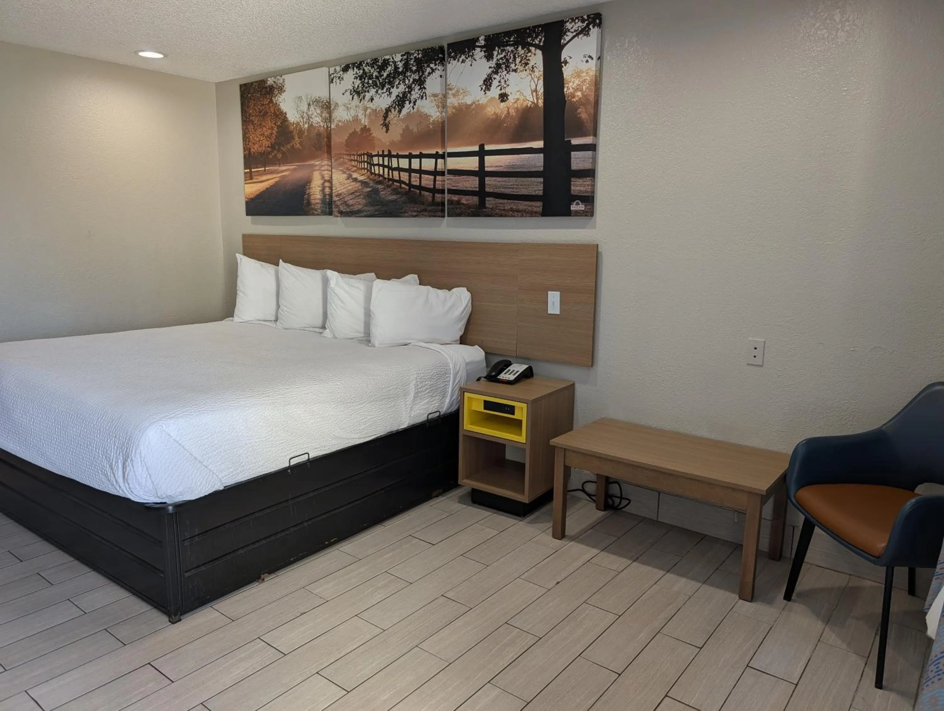 Bedroom, Bed in Days Inn by Wyndham Arcadia Louisiana