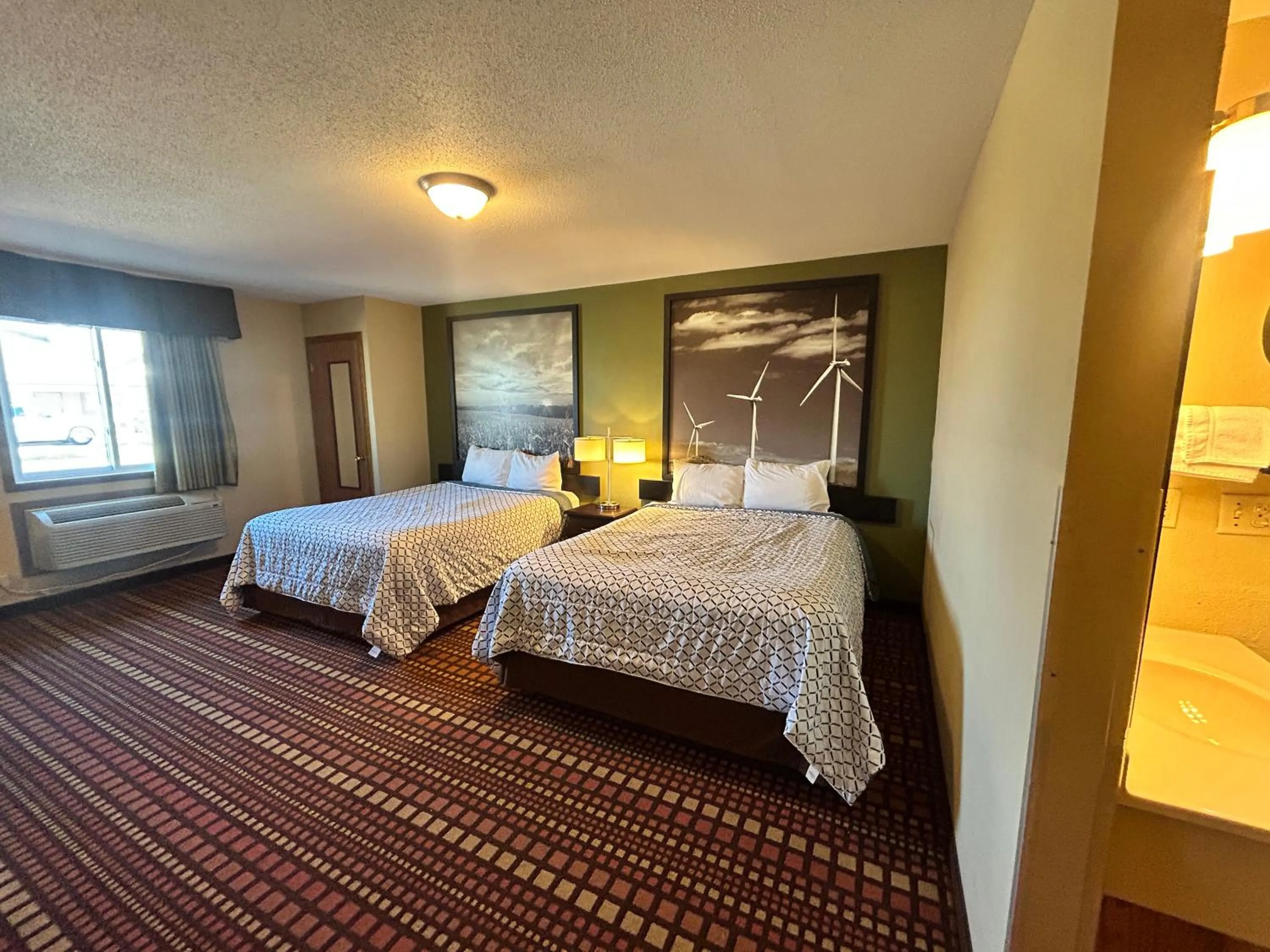 Bedroom, Bed in Relax Inn and Suite Adair I 80