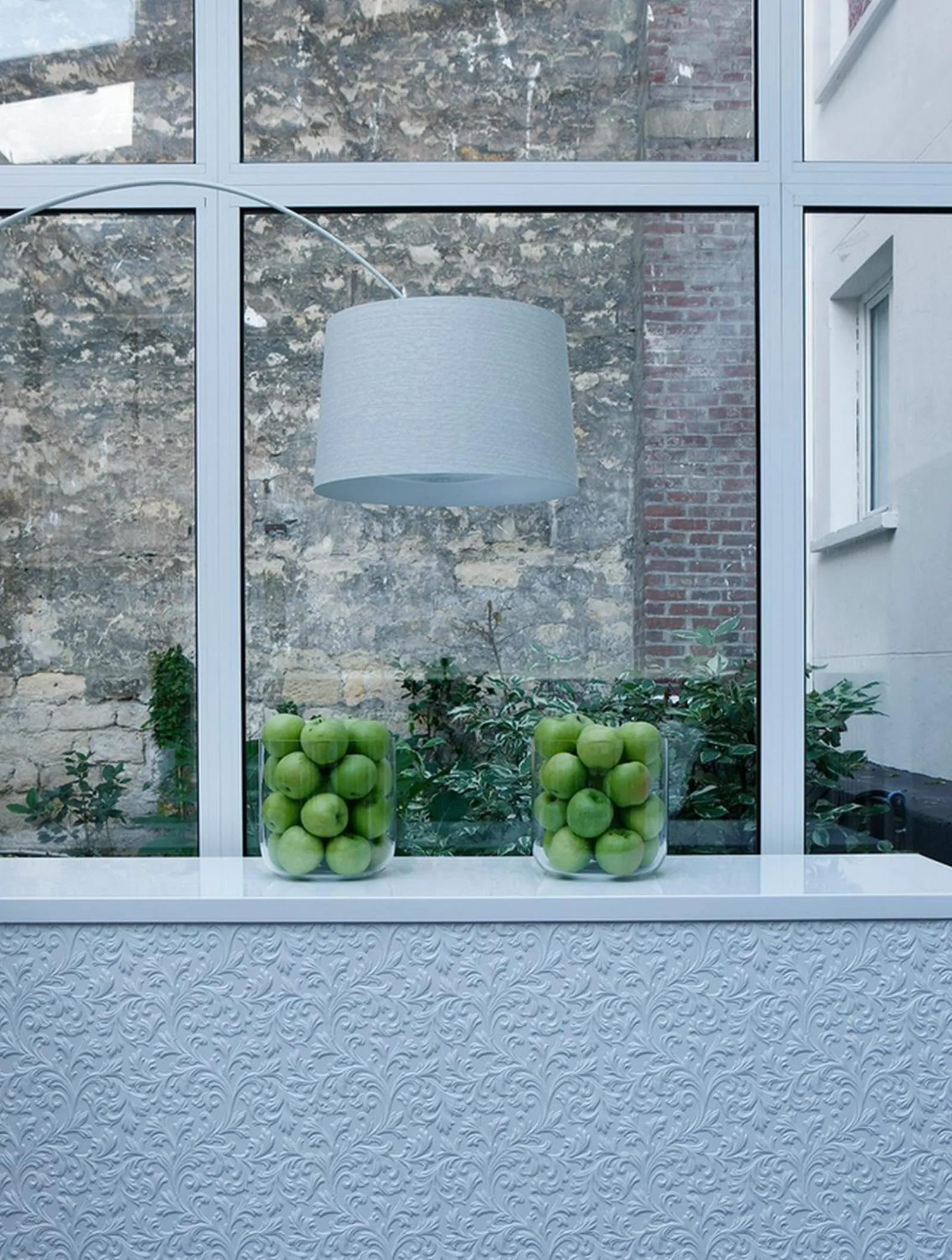 Decorative detail in Le Quartier Bercy-Square