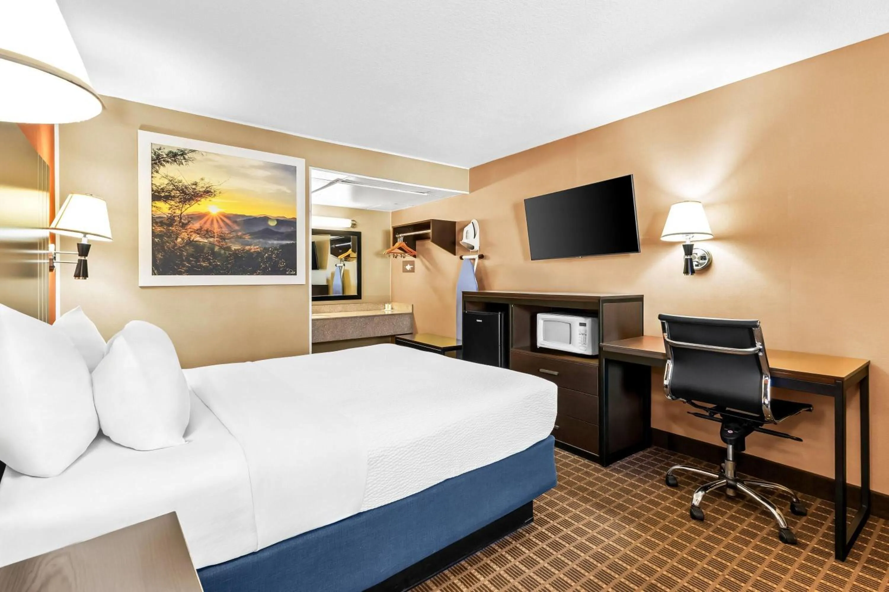 Bed in Days Inn by Wyndham Elko