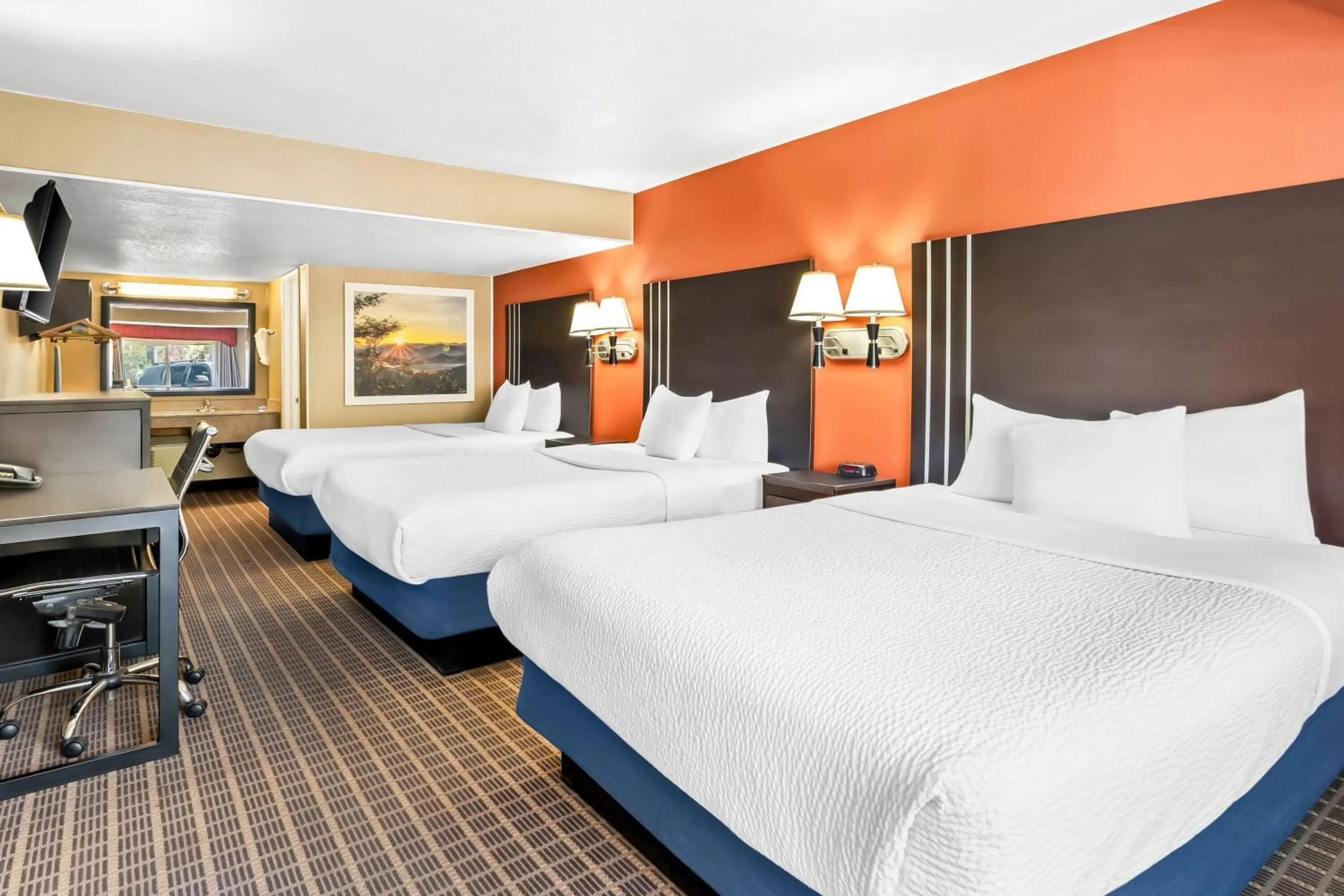 Photo of the whole room, Bed in Days Inn by Wyndham Elko