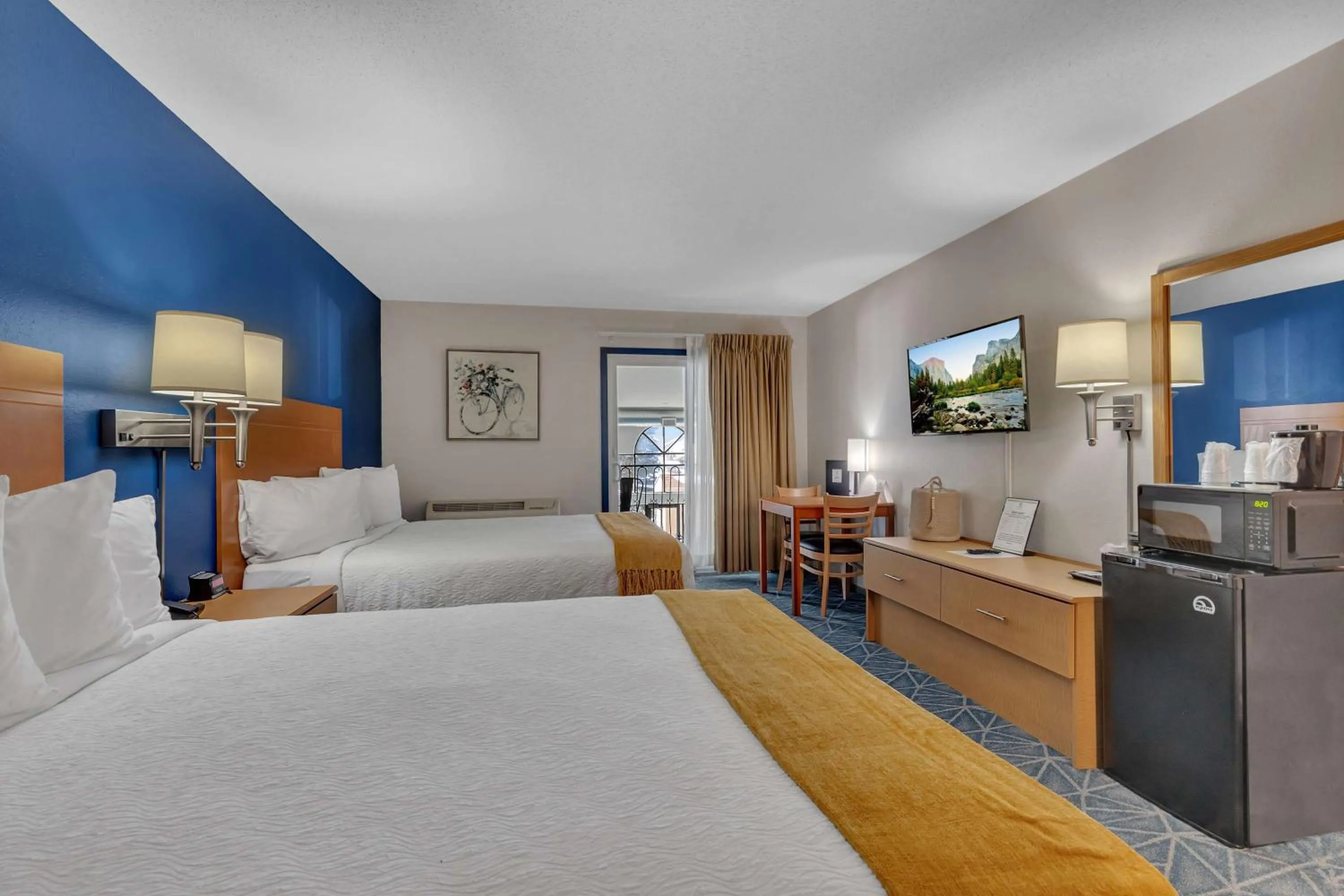 Bedroom, Bed in SureStay Hotel by Best Western Spicer