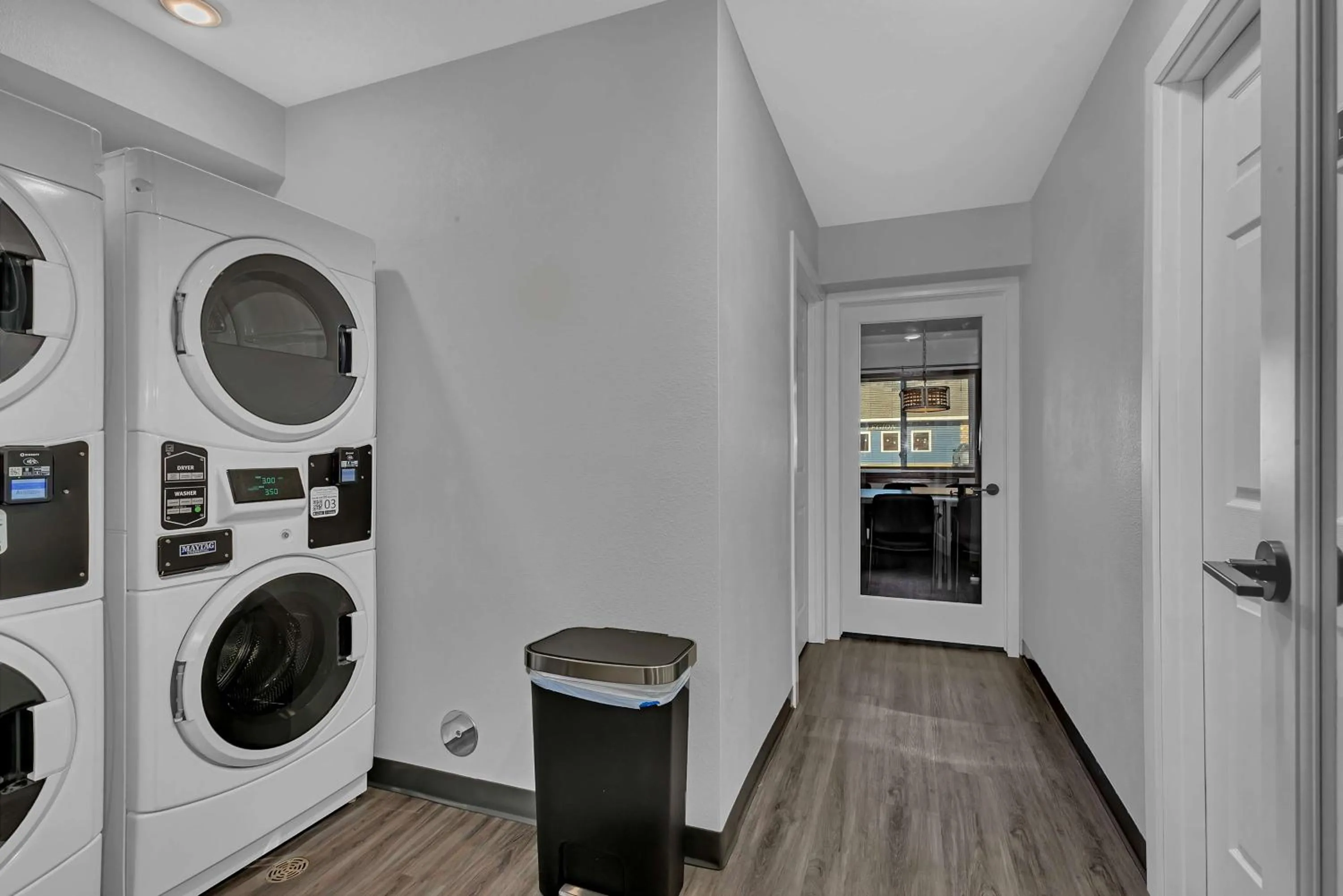 laundry in SureStay Hotel by Best Western Spicer