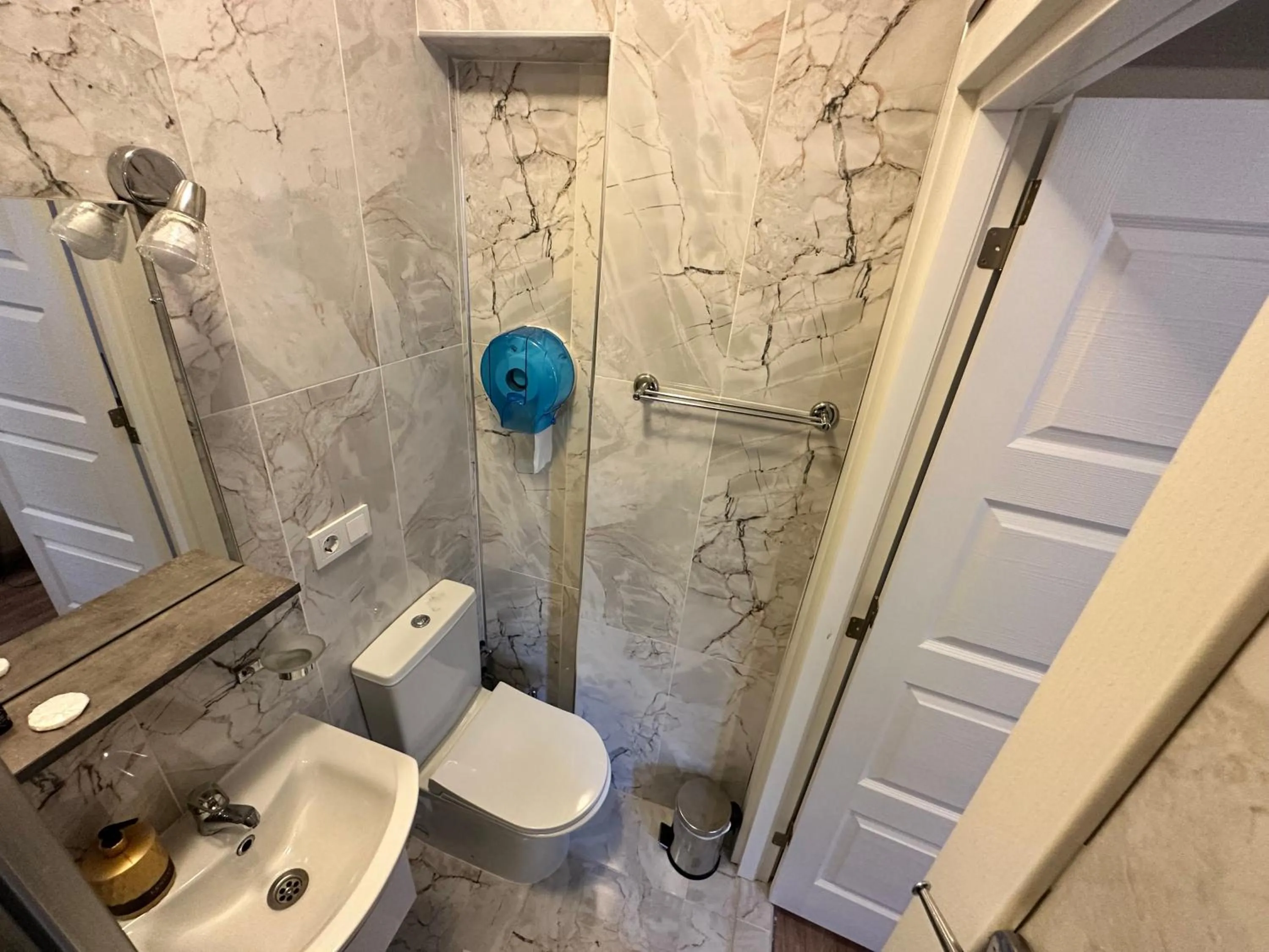 Shower in Doğa Villa Guest House