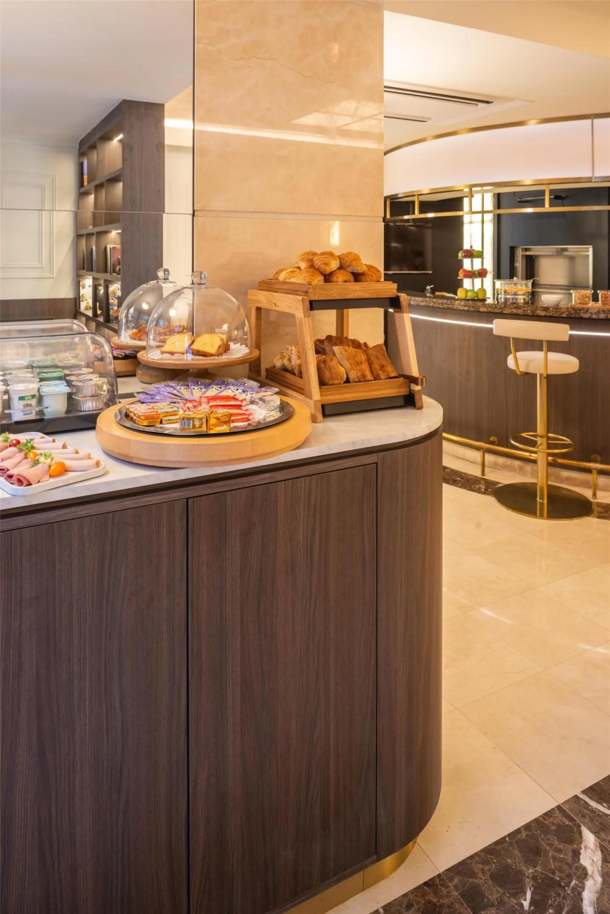 Breakfast in Best Western Au Trocadéro