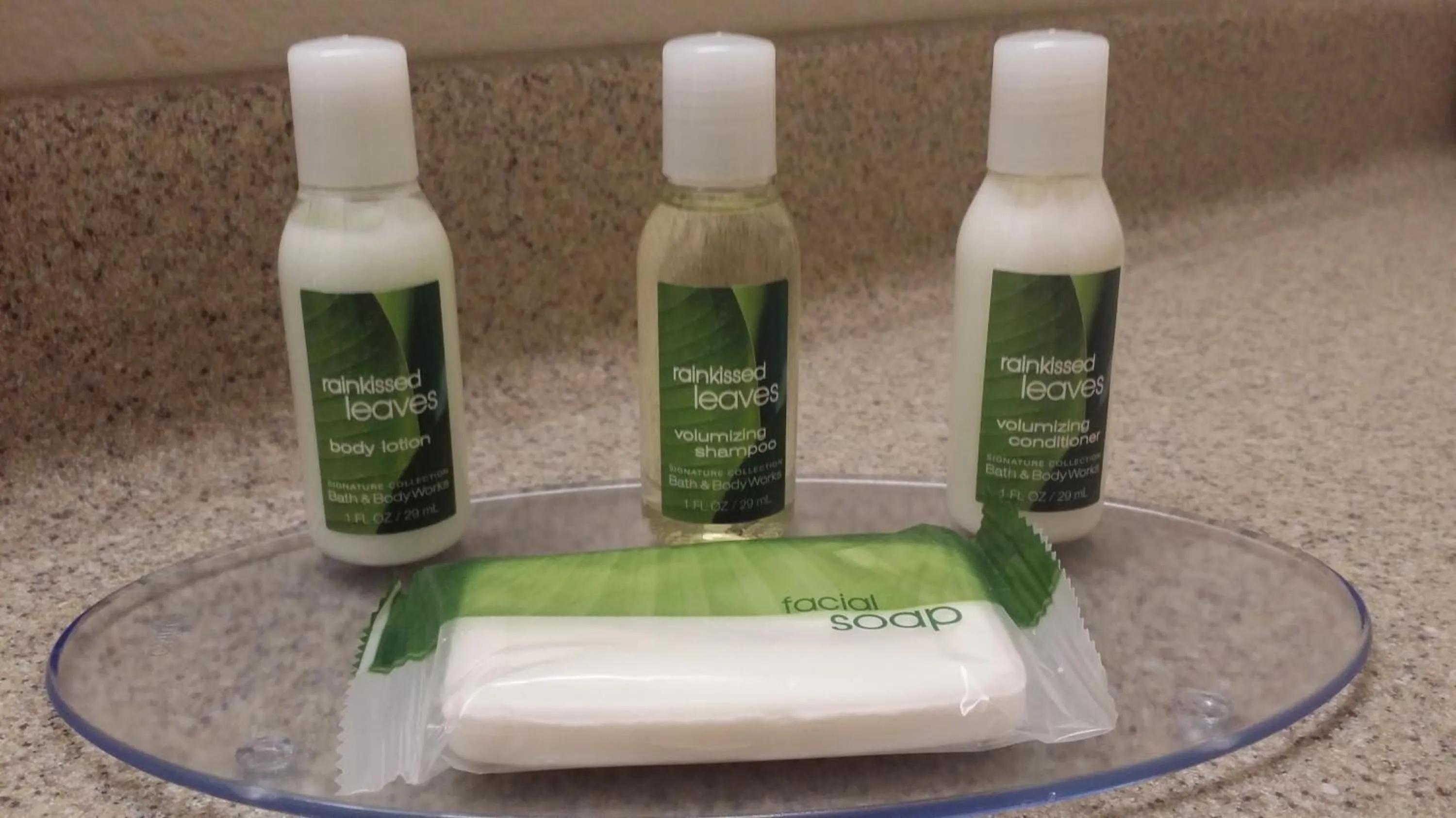 Bedroom in American Inn & Suites