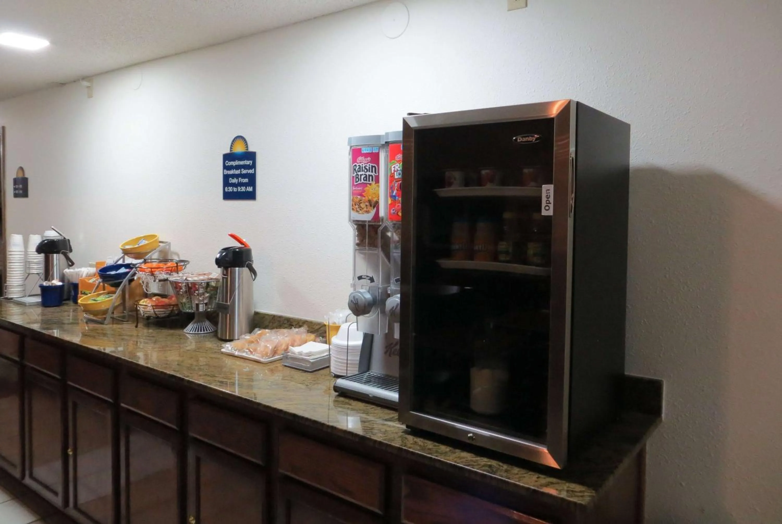 Restaurant/places to eat in Days Inn by Wyndham Alamosa