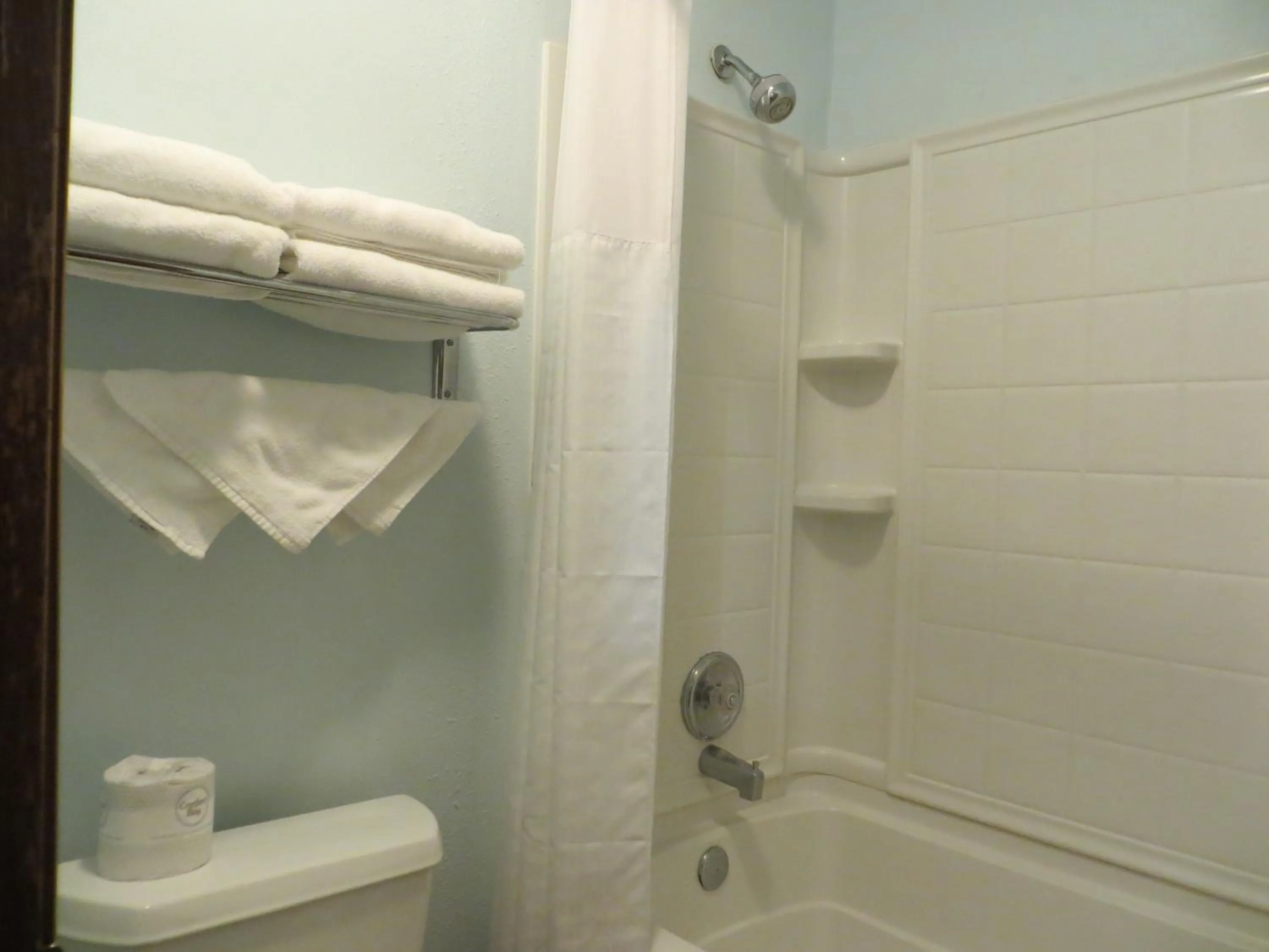 Bathroom in Days Inn by Wyndham Alamosa