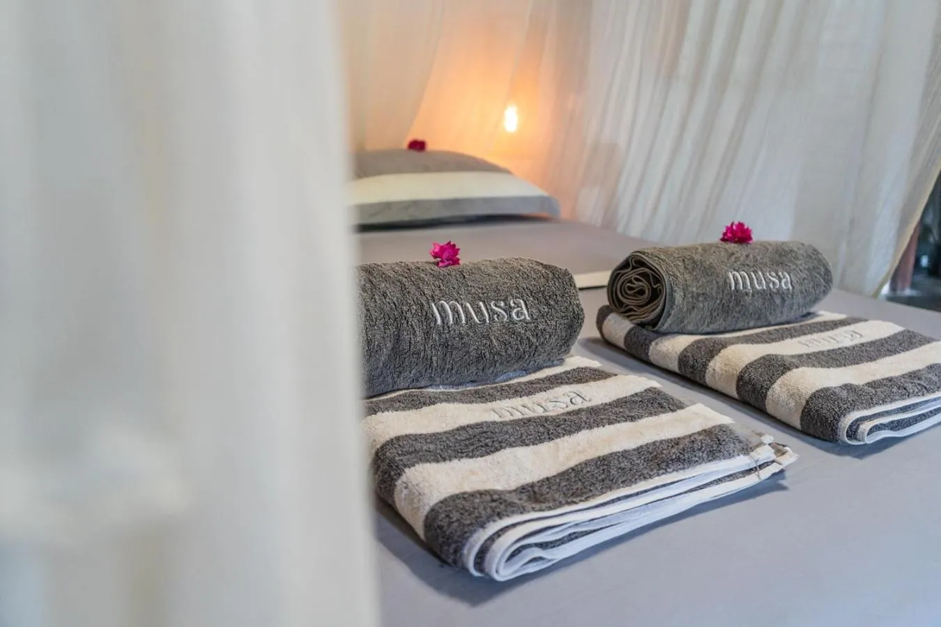 Bed in Musa Villas and Bungalows Gili Air