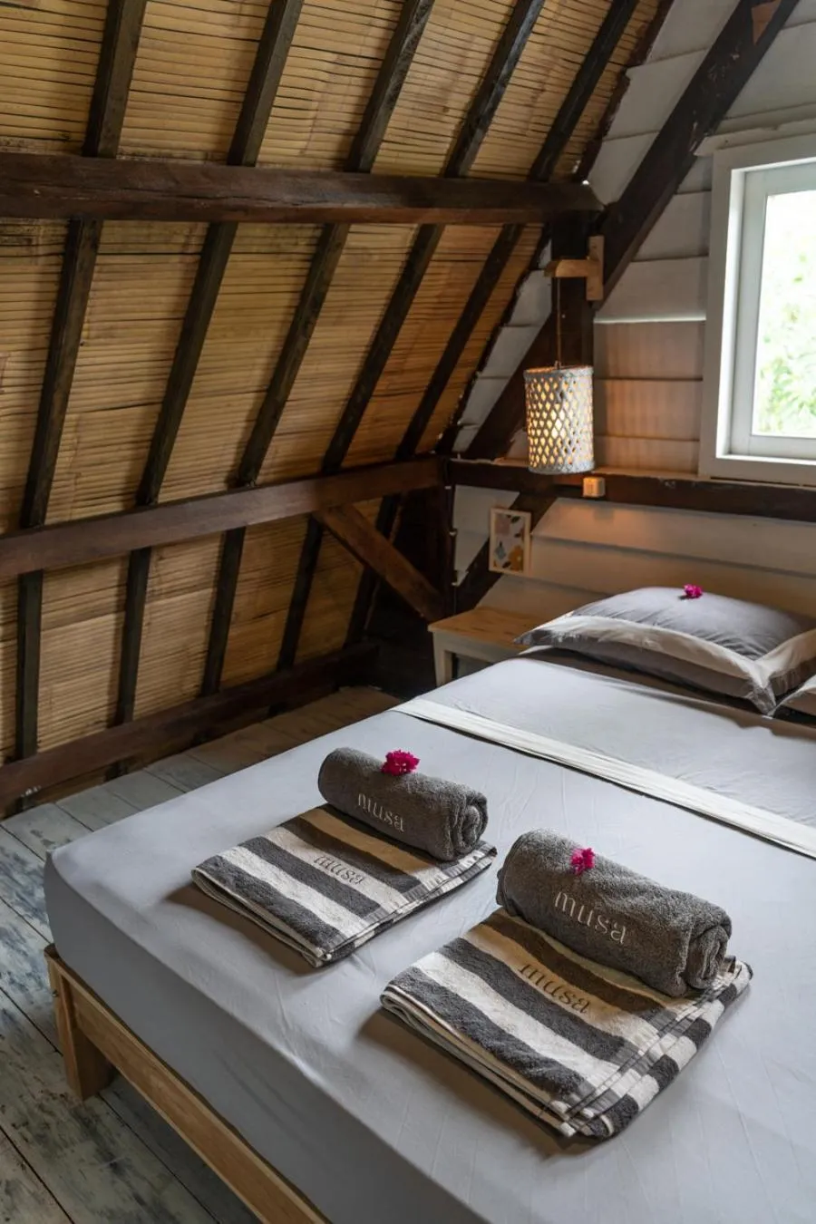 Bed in Musa Villas and Bungalows Gili Air