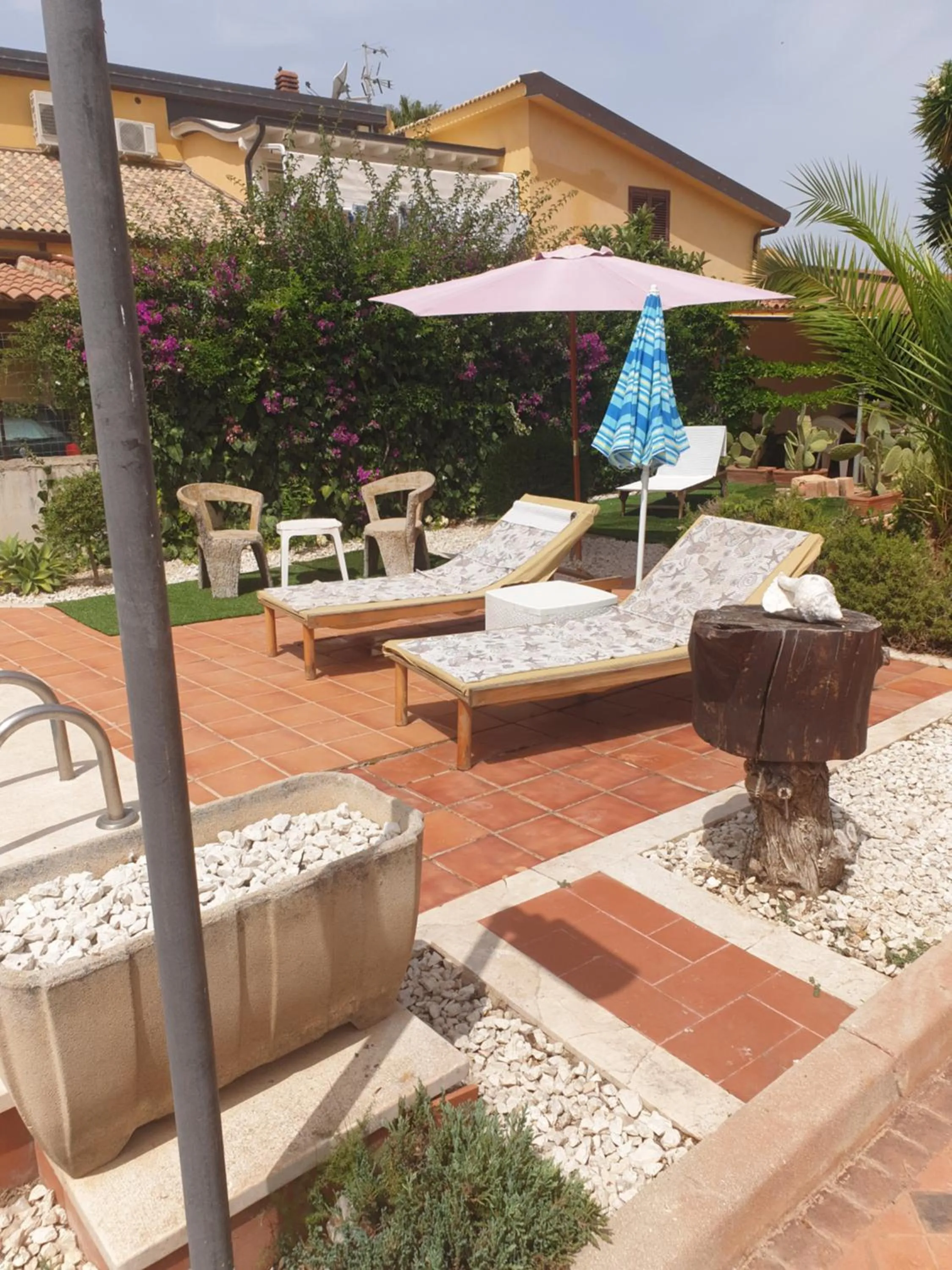 Casa Nostra Villa Cellini