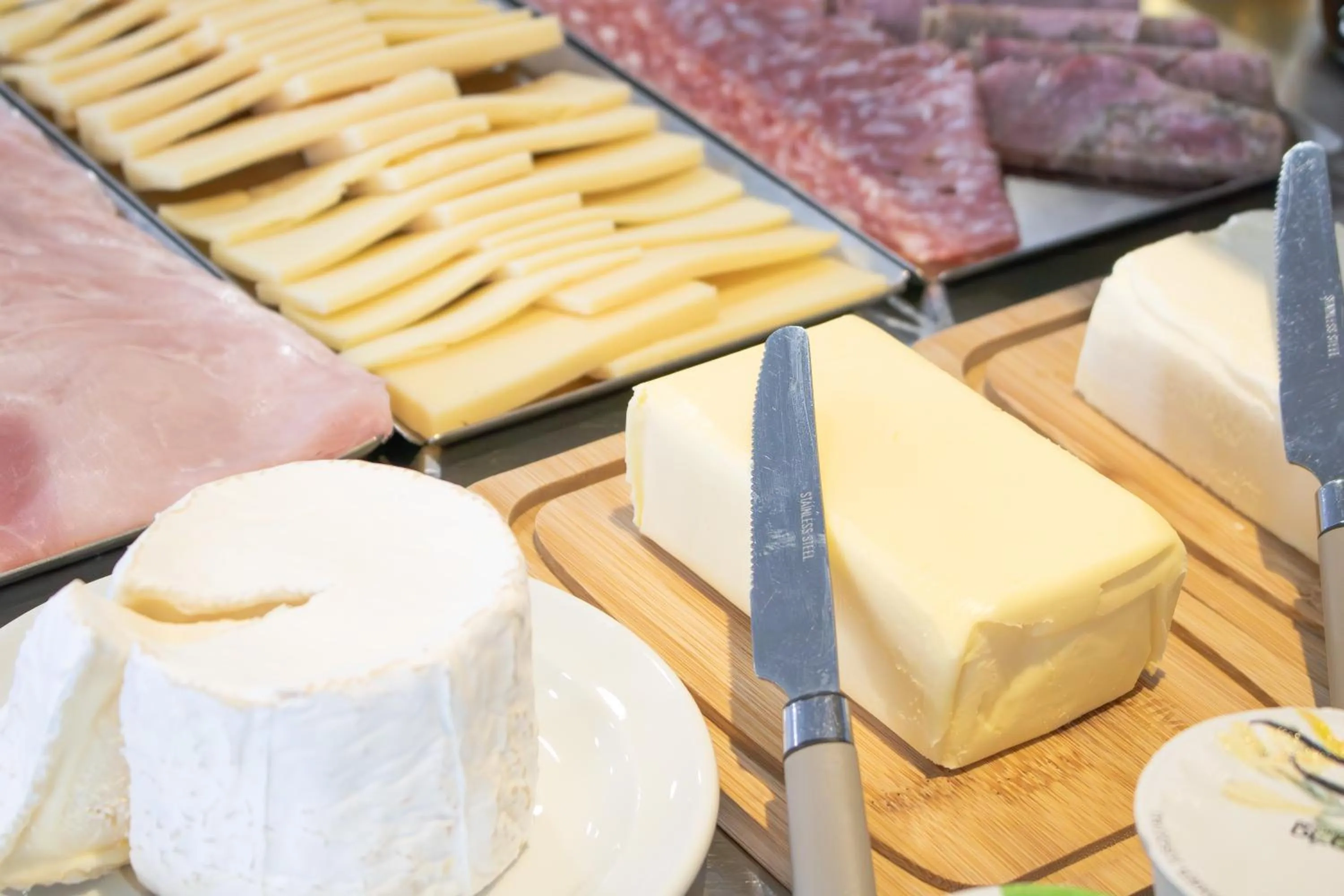 Breakfast in Brit Hotel Mâcon Centre Gare