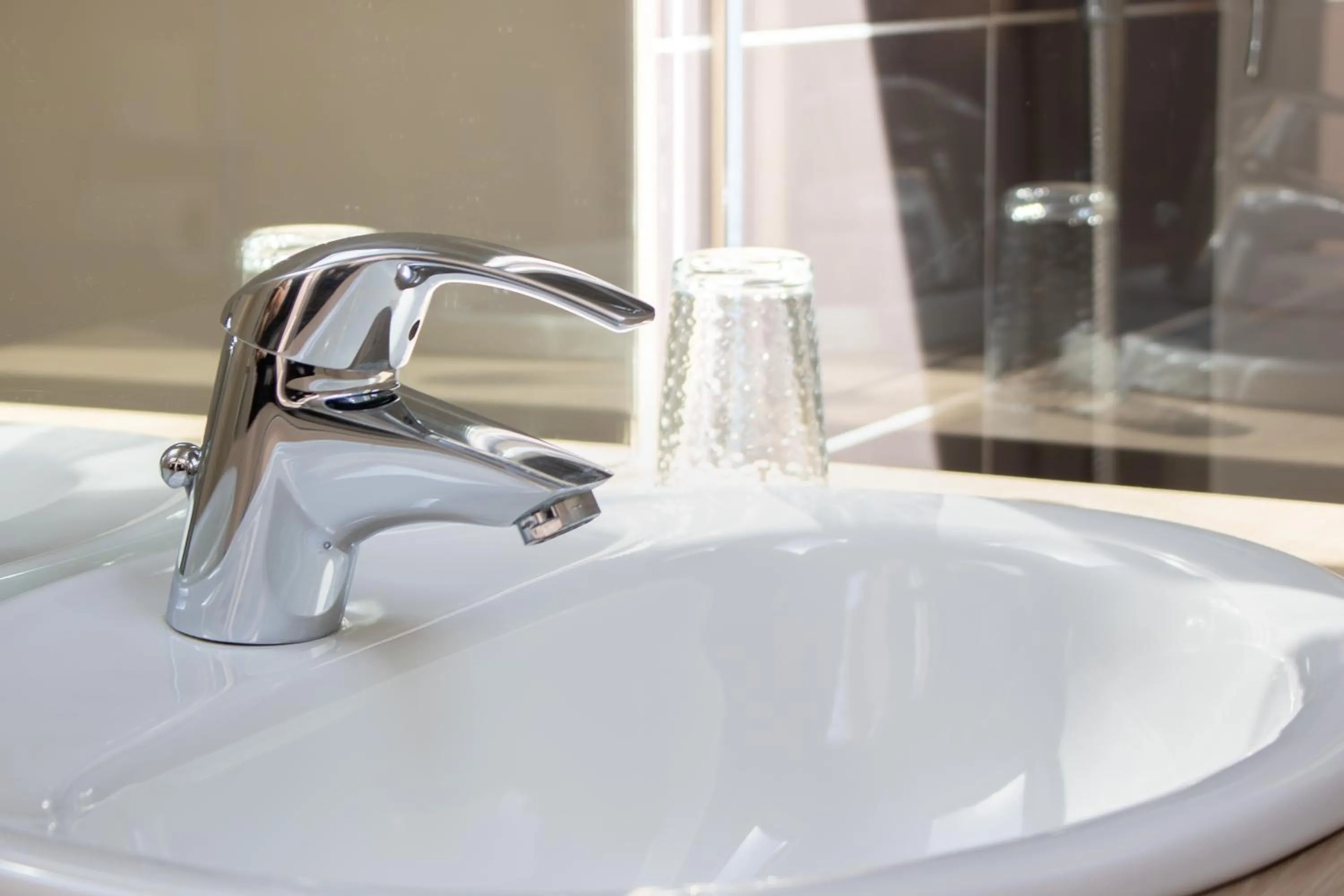 Bathroom in Brit Hotel Mâcon Centre Gare