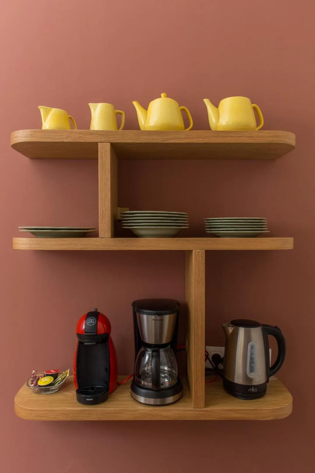 Coffee/tea facilities in KERAMOS Athens