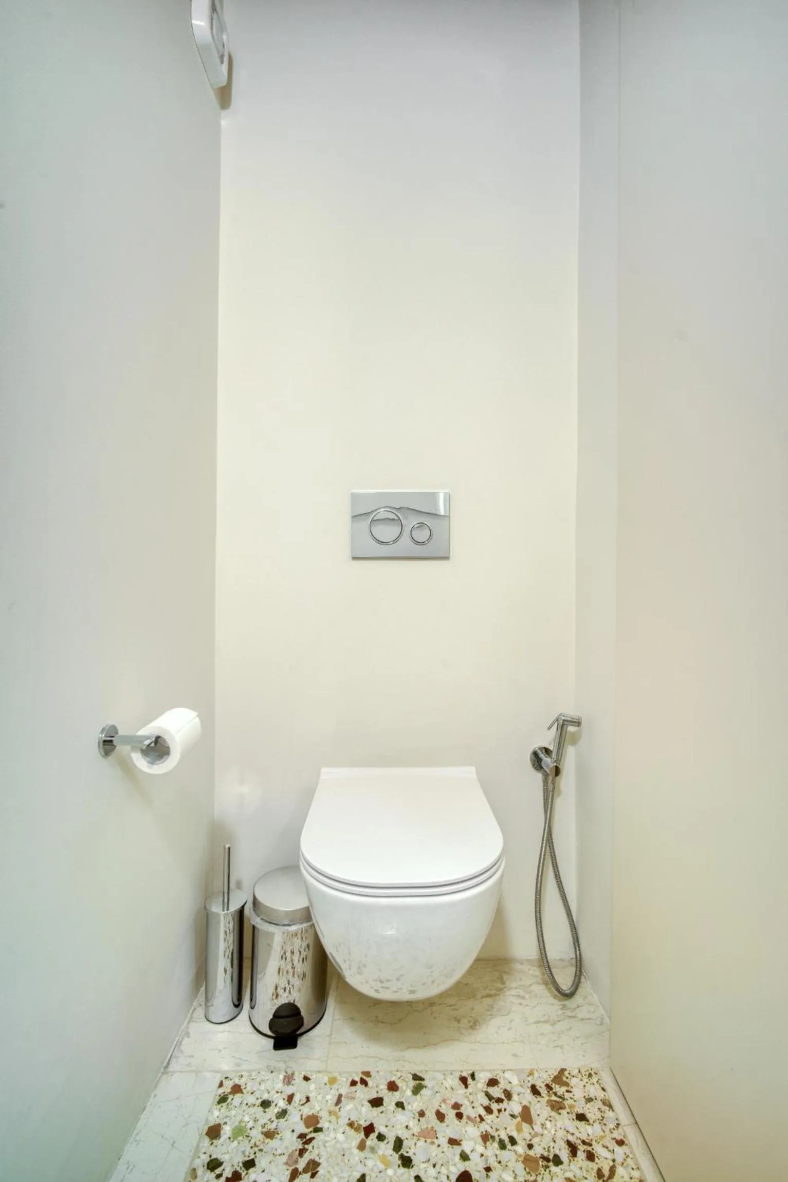 Toilet in KERAMOS Athens