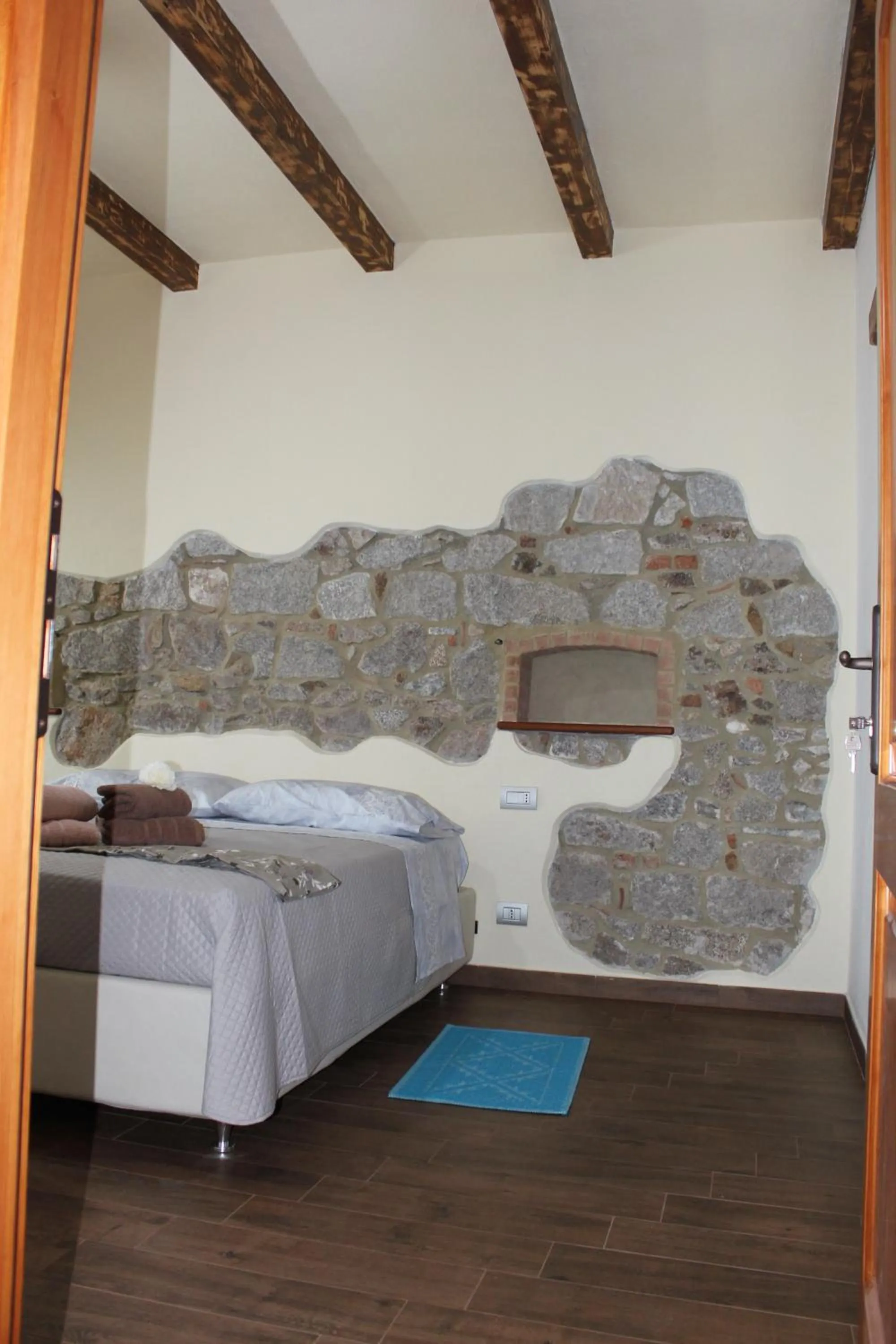 Bed in b&b il Portico Orgosolo