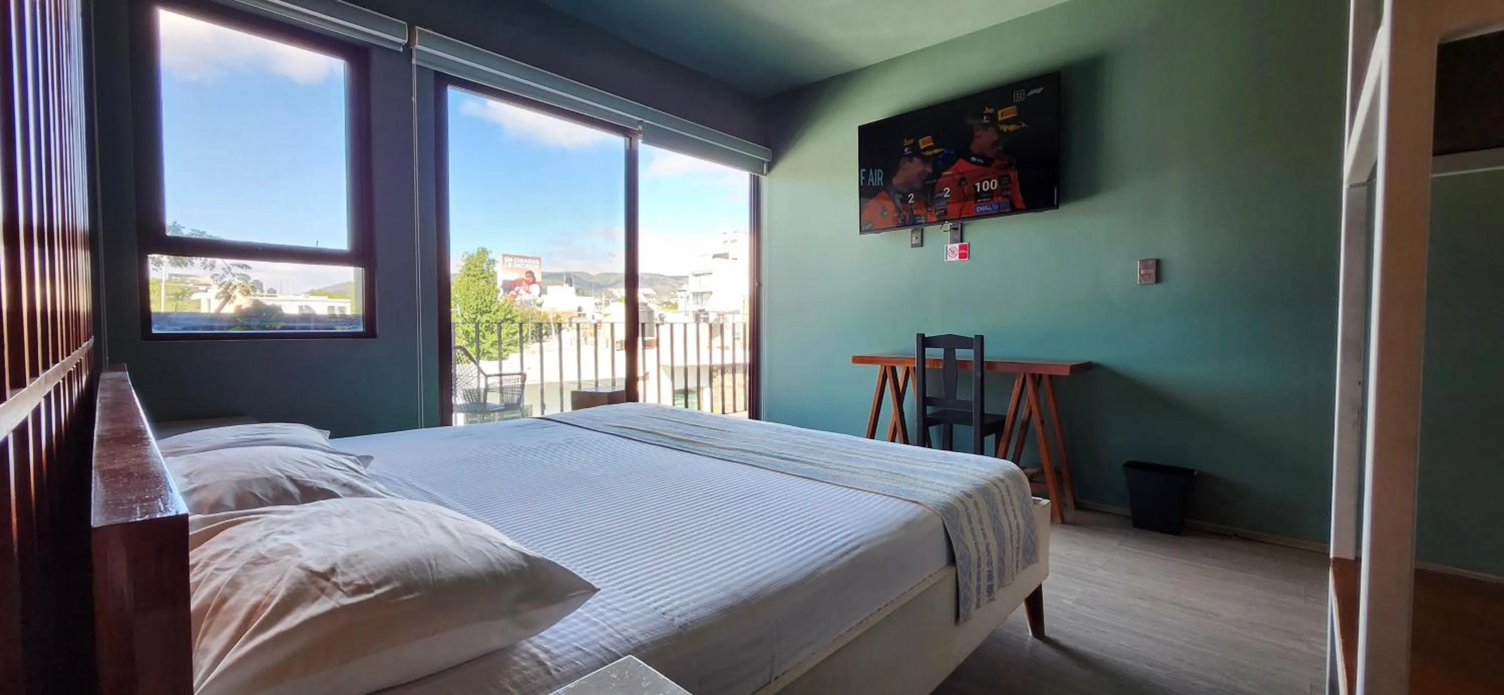 Photo of the whole room, Bed in Hotel Momotus Tuxtla, en el centro - Acceso autónomo