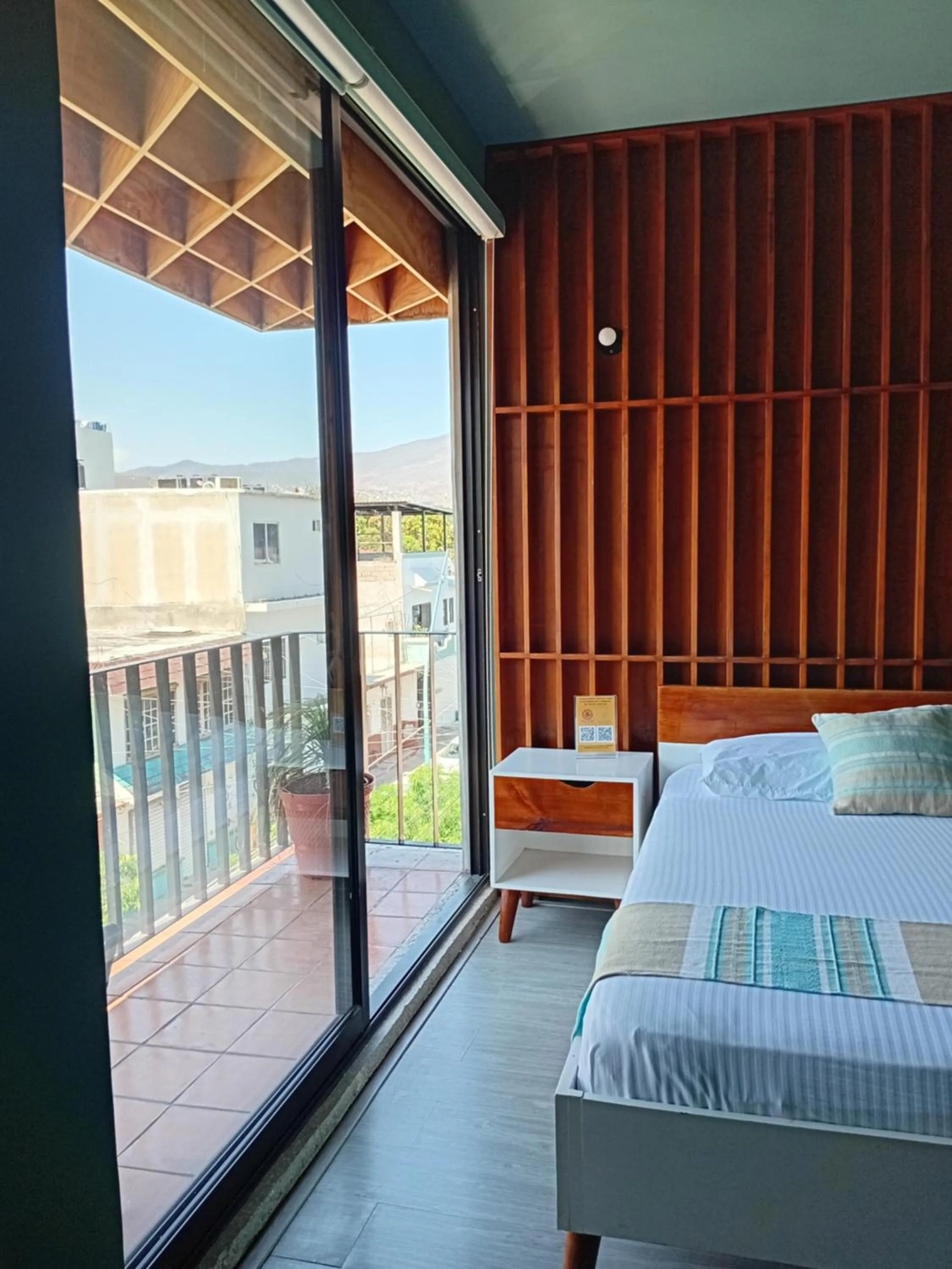 Balcony/Terrace, Bed in Hotel Momotus Tuxtla