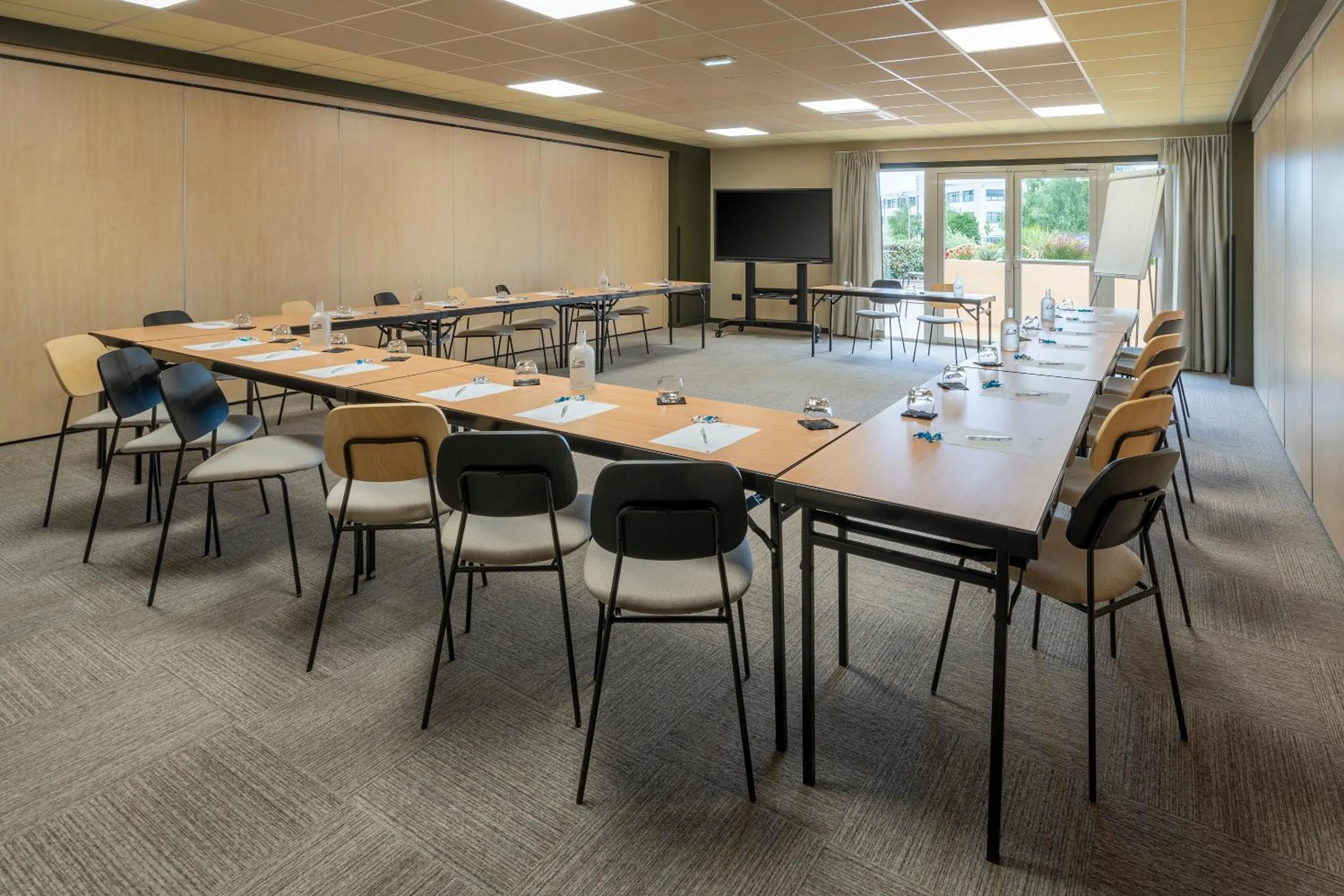 Meeting/conference room in Sure Hotel by Best Western Caen Memorial