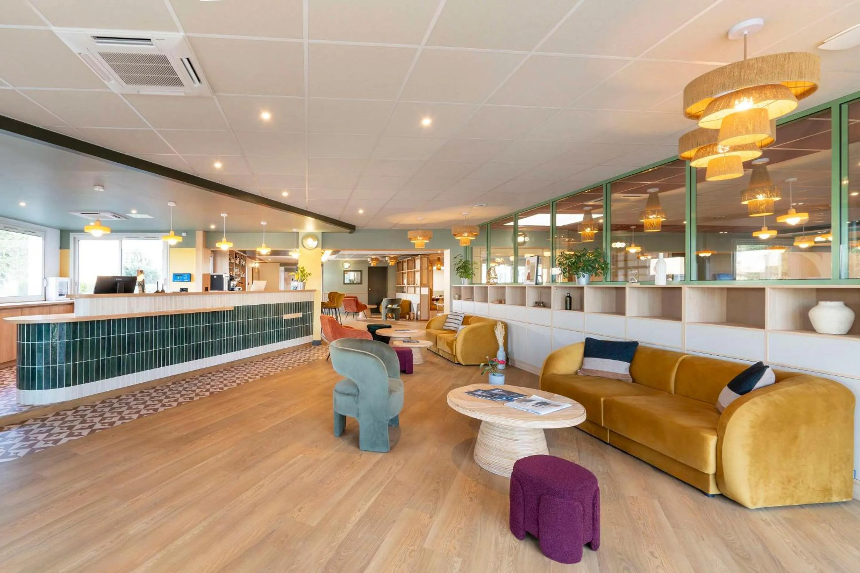 Lobby or reception in Sure Hotel by Best Western Caen Memorial