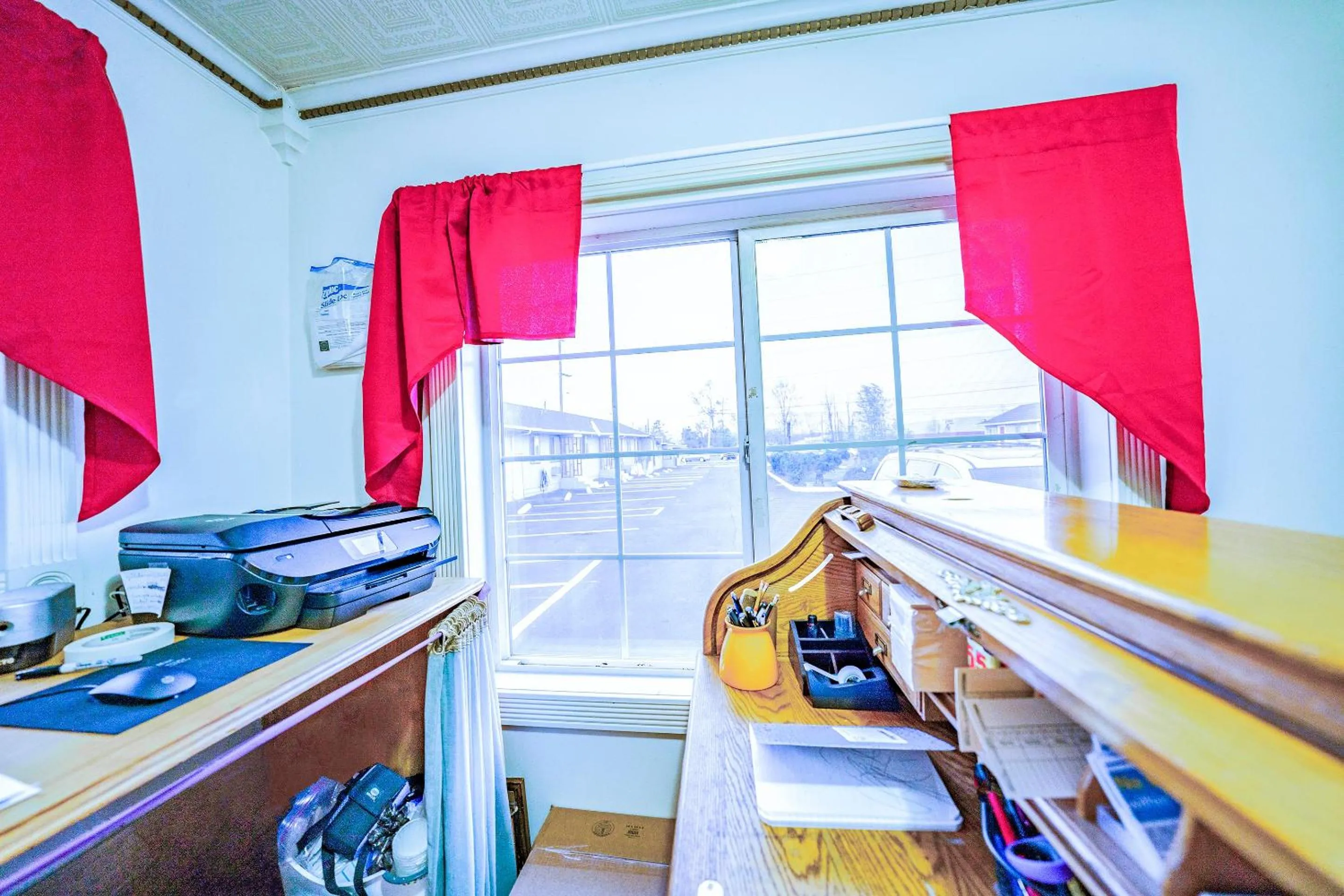 Lobby or reception in OYO Hotel Portland OR near Airport