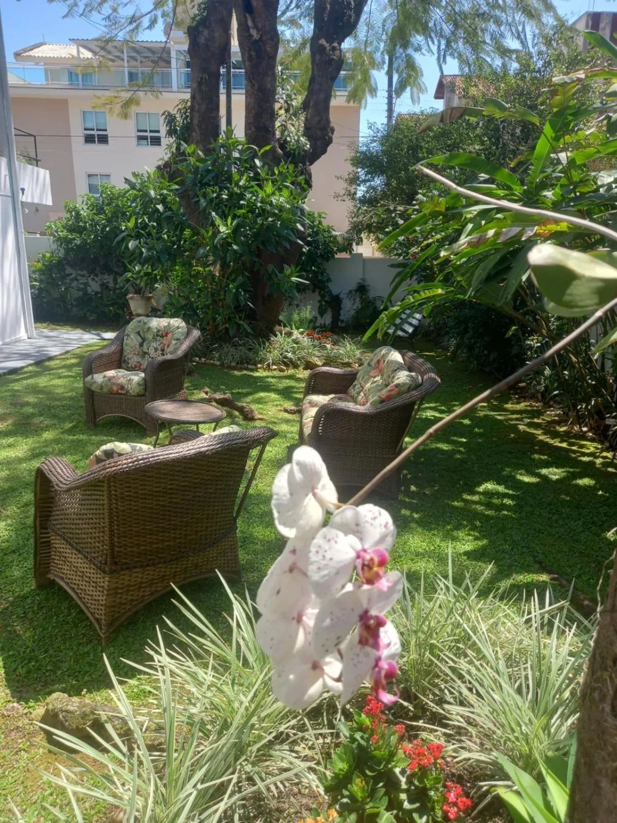 Property building in A Primeira Vista