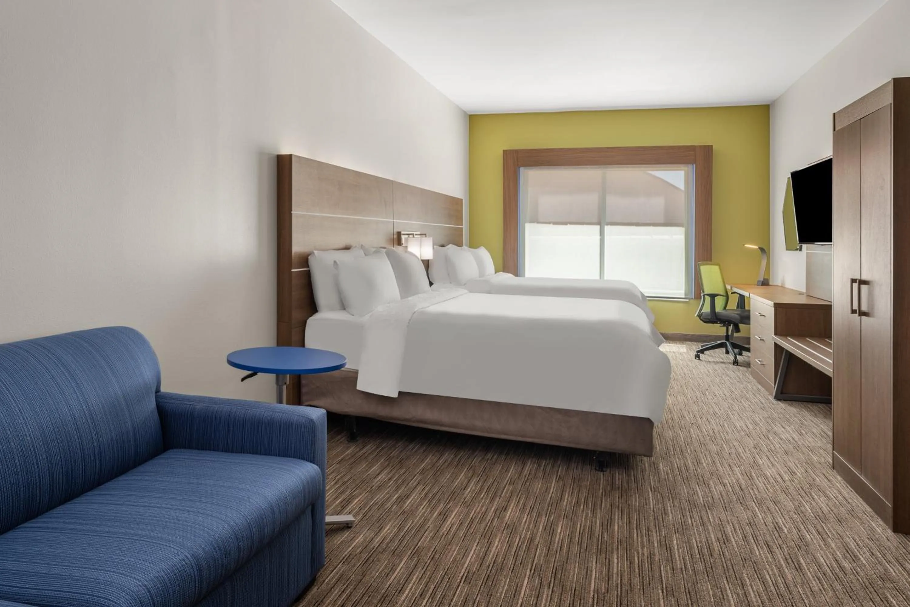 Photo of the whole room, Bed in Holiday Inn Express & Suites Graham by IHG
