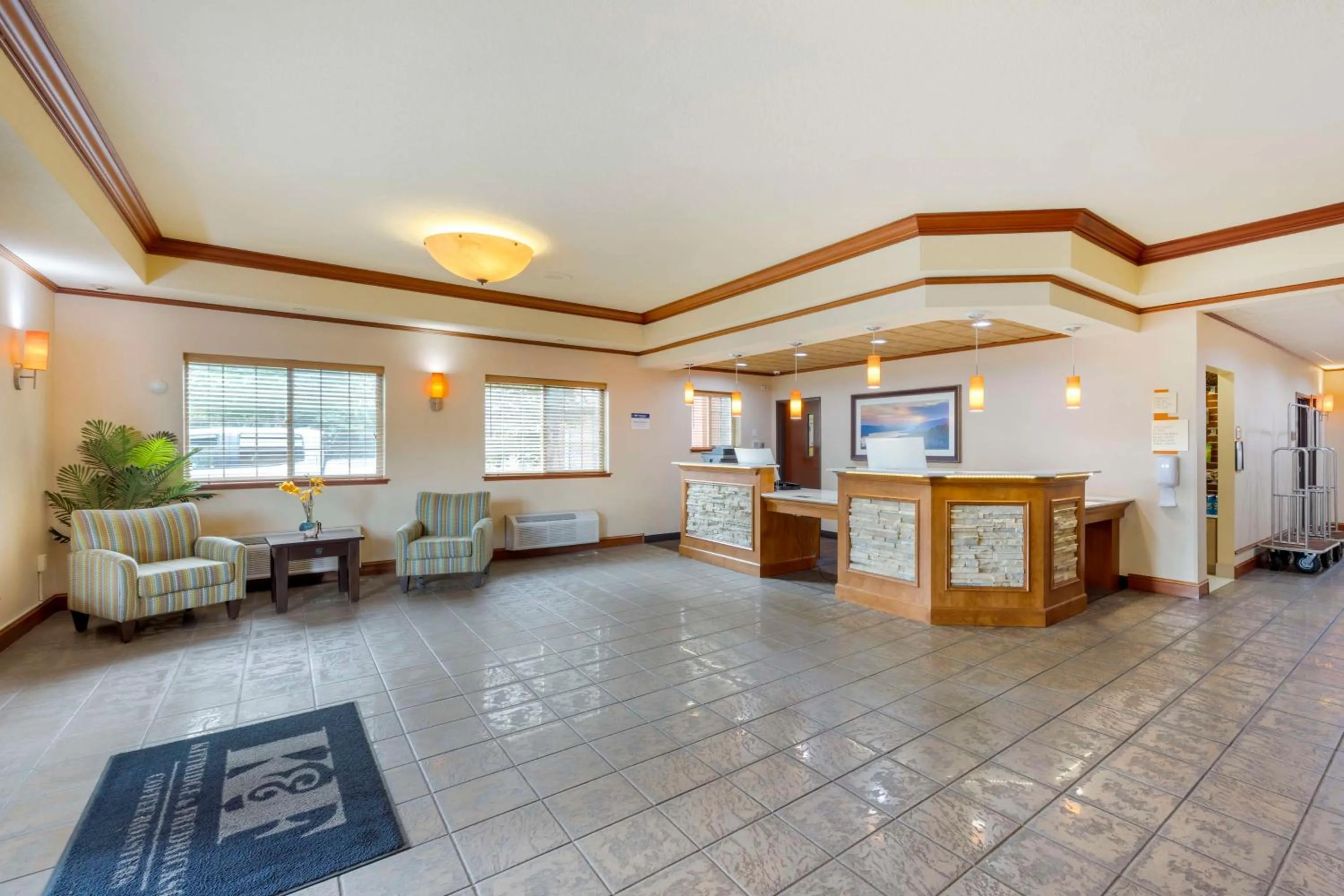 Lobby or reception in Best Western Plus Northwind Inn & Suites