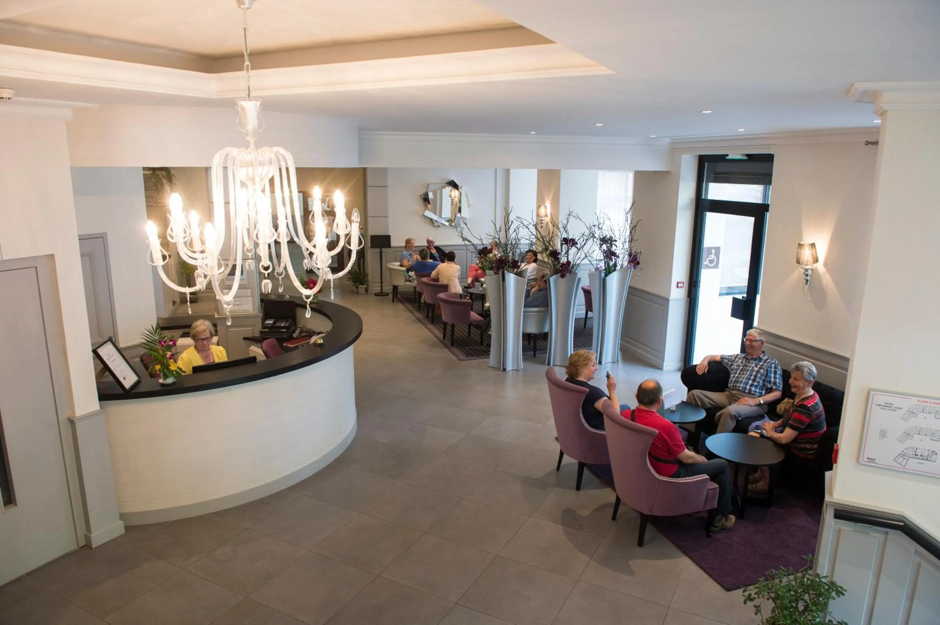 Lobby or reception in Hôtel Esplanade Eden