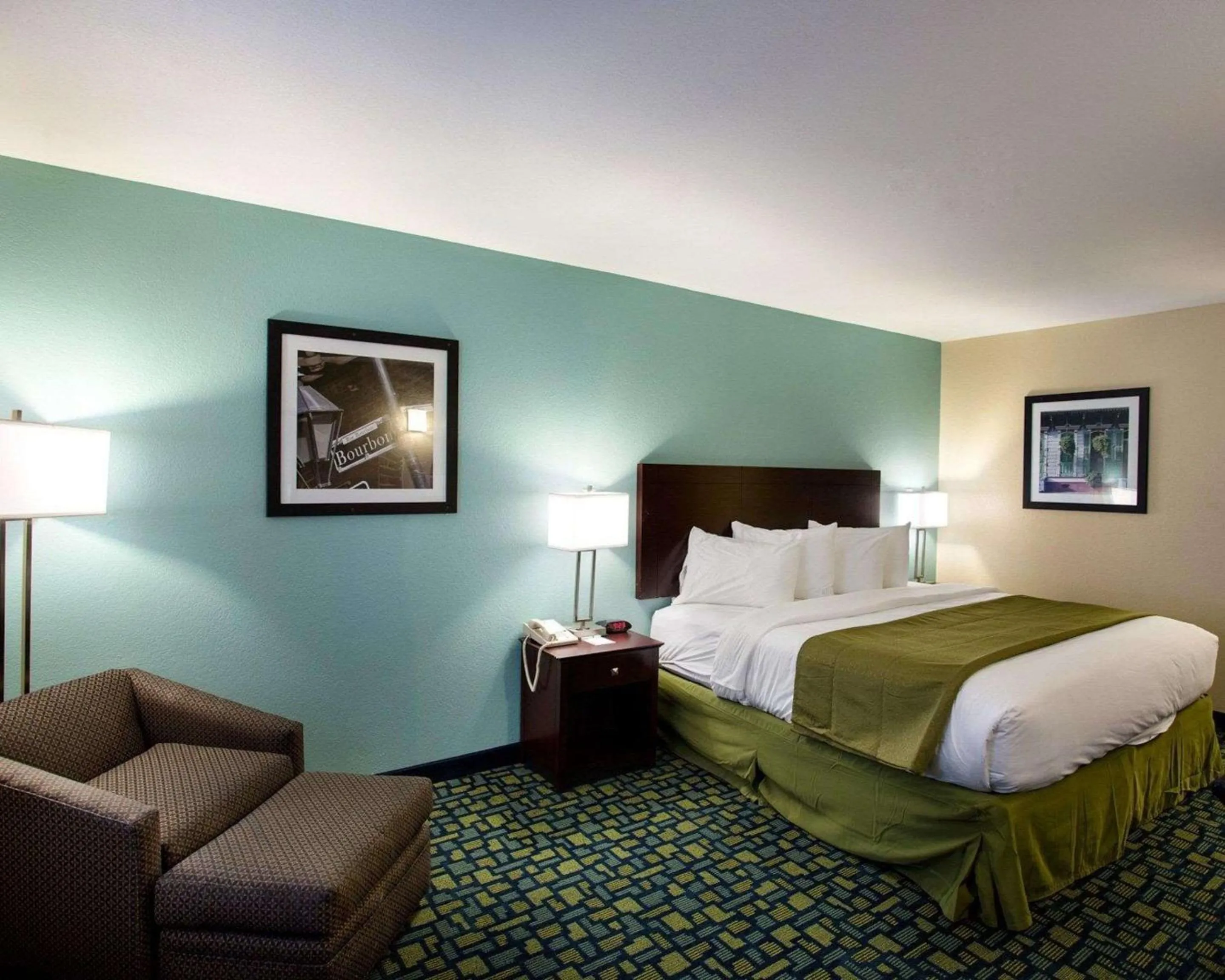 Bedroom, Bed in Quality Inn Hammond