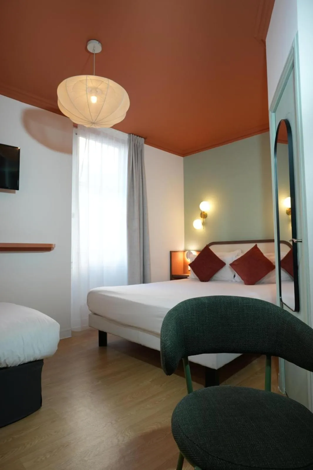 Bed in Hotel Boréal Nice