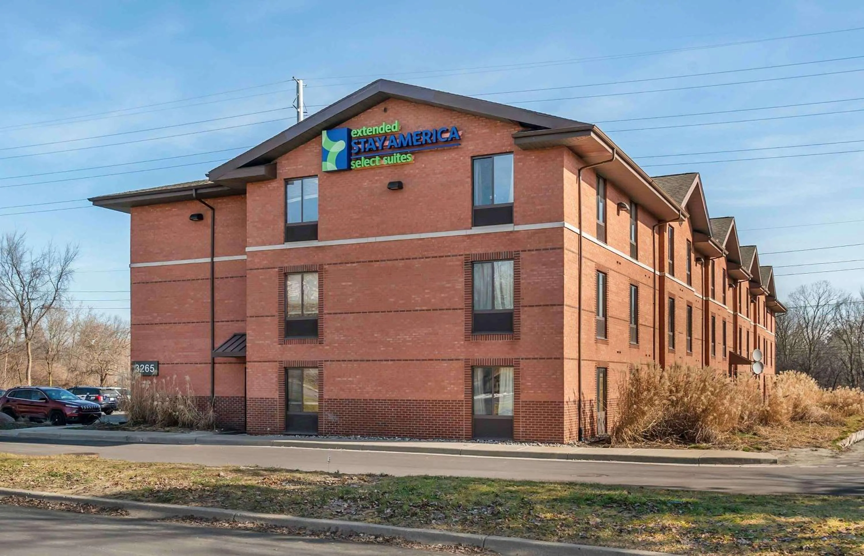 Property building in Extended Stay America Select Suites - Detroit - Ann Arbor - University South
