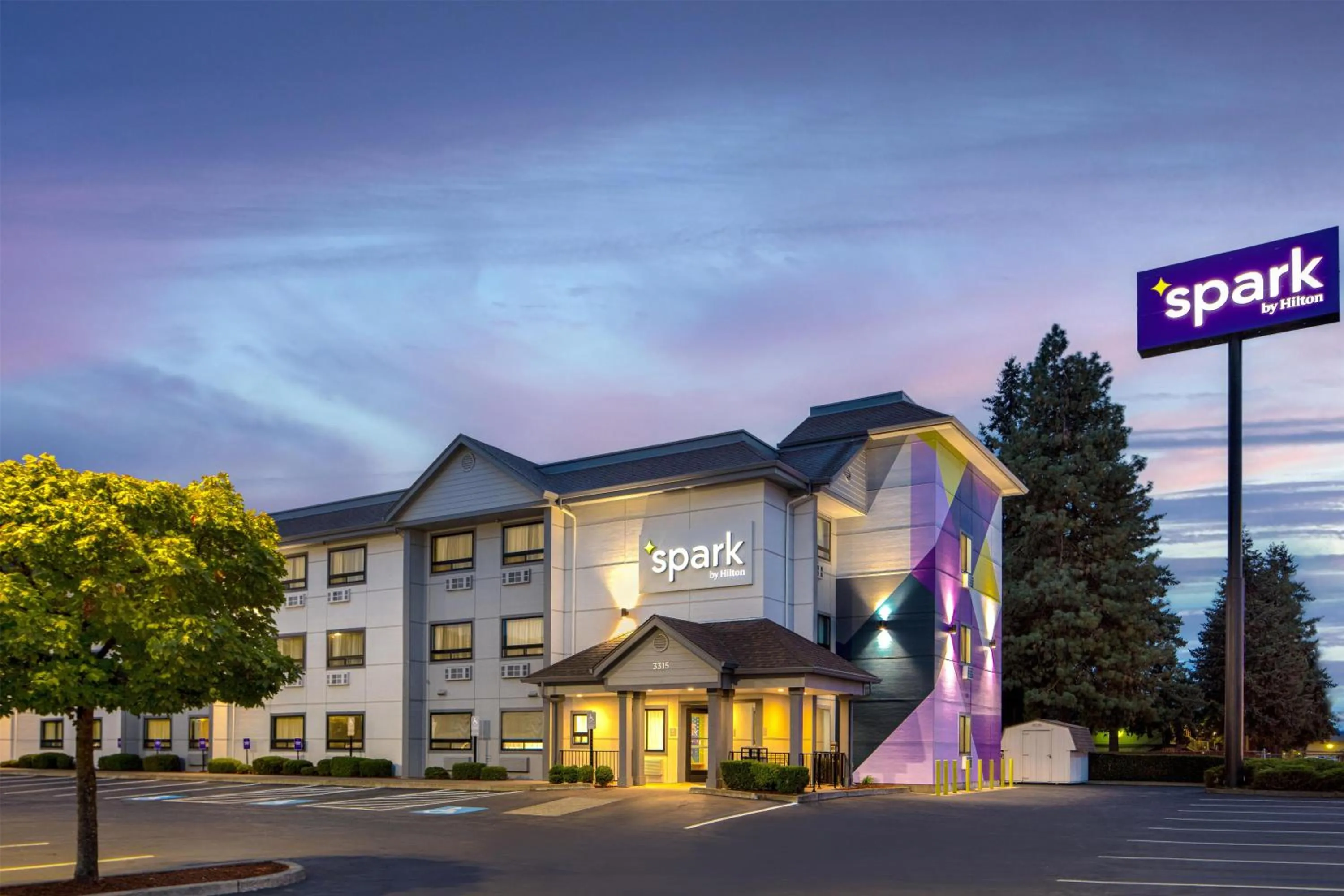 Property building in Spark by Hilton Springfield Eugene
