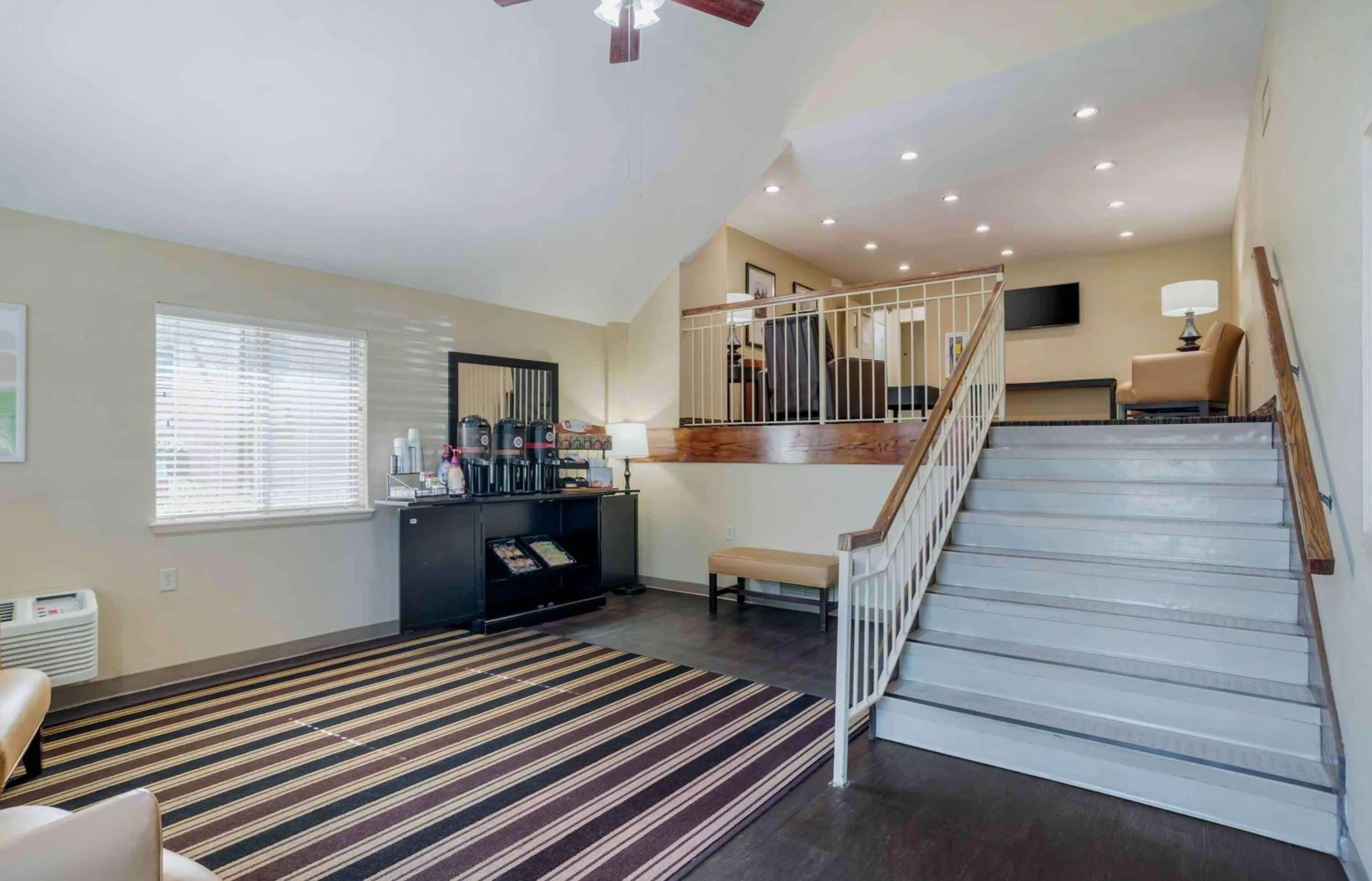 Lobby or reception in Extended Stay America Suites - Birmingham - Wildwood