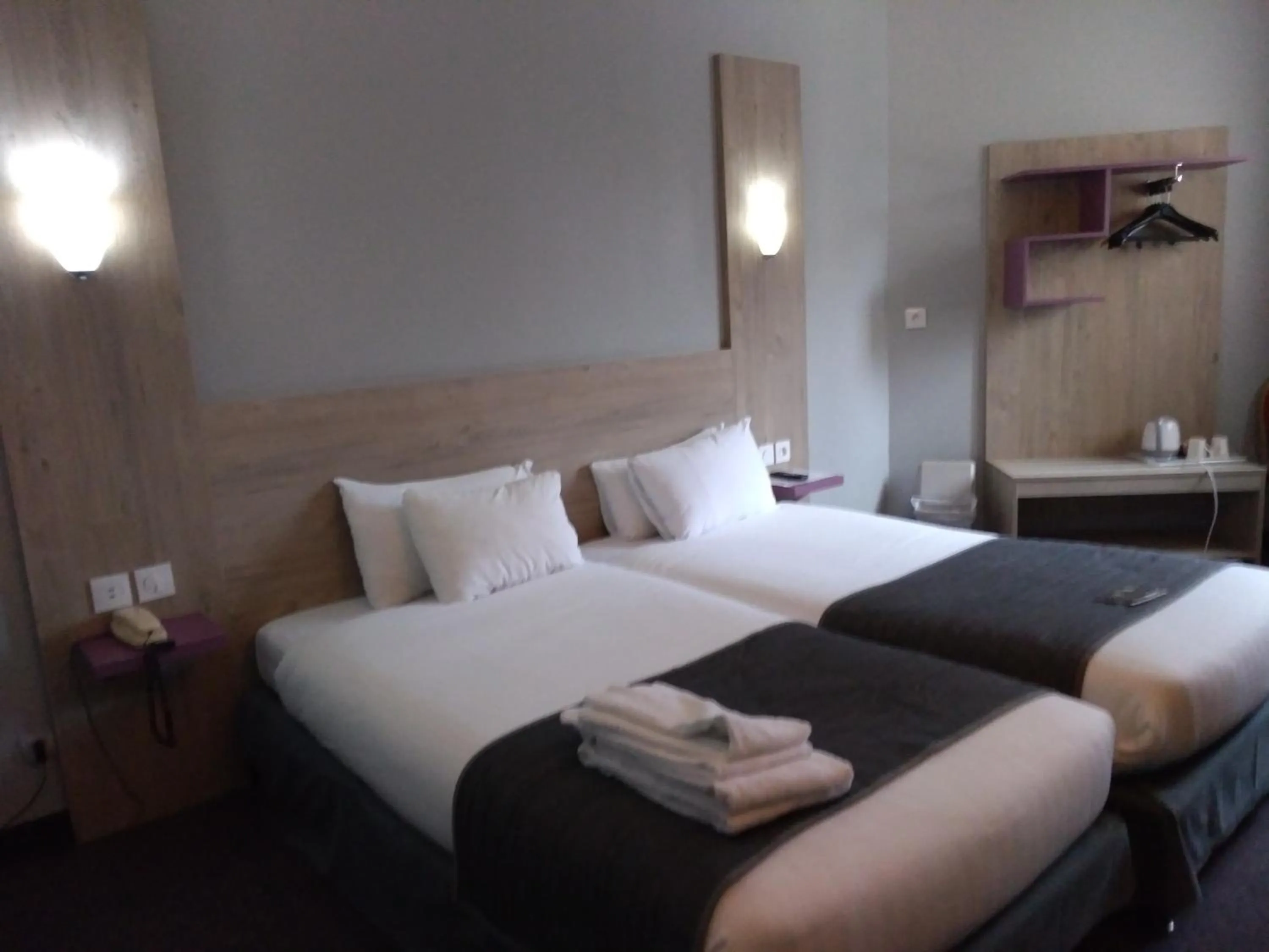 Bed in Kyriad Saint Fargeau Ponthierry - Apollonia