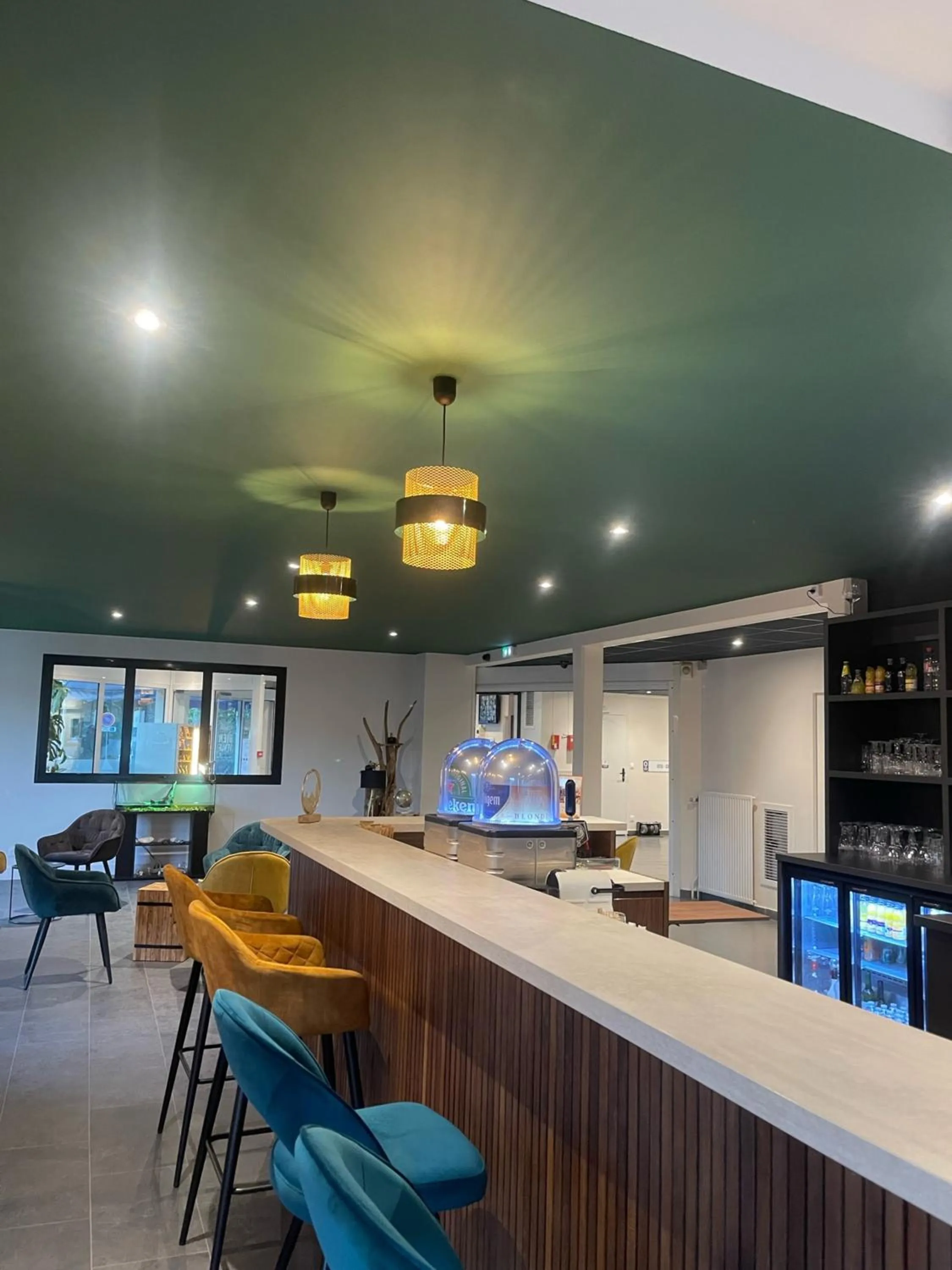 Communal lounge/ TV room in Kyriad Saint Fargeau Ponthierry - Apollonia