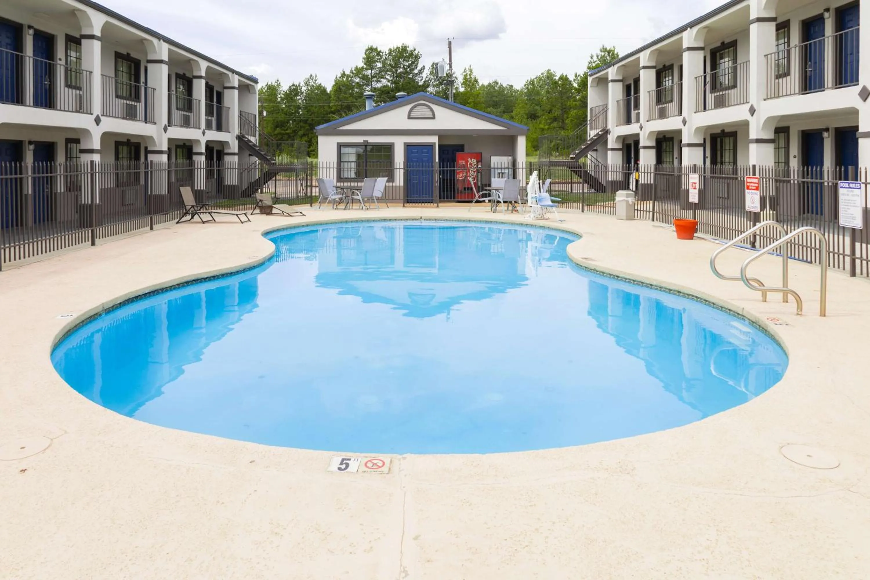 Pool view in Motel 6 Nacogdoches, TX